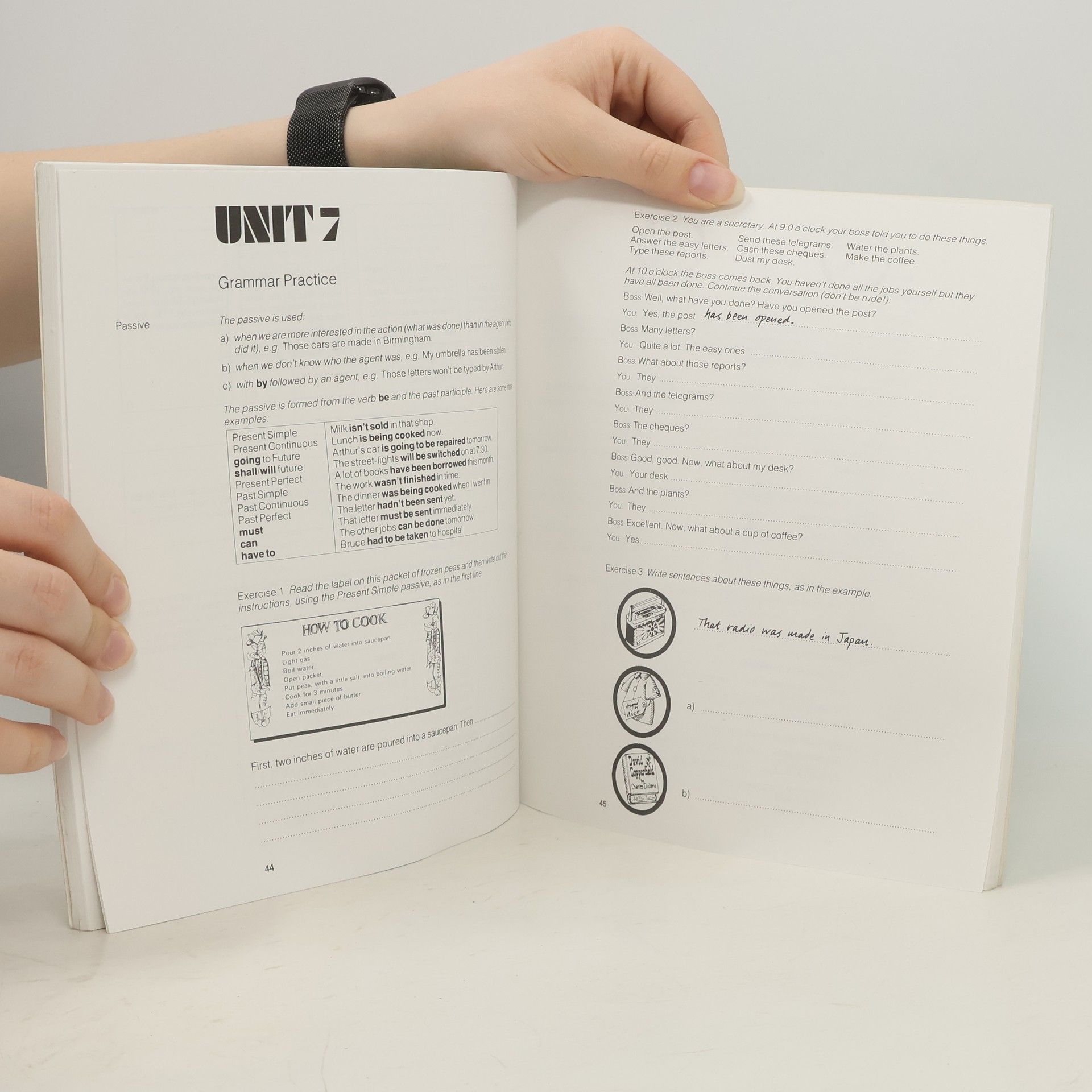 Michael Coles Access to English. Getting On. Workbook B