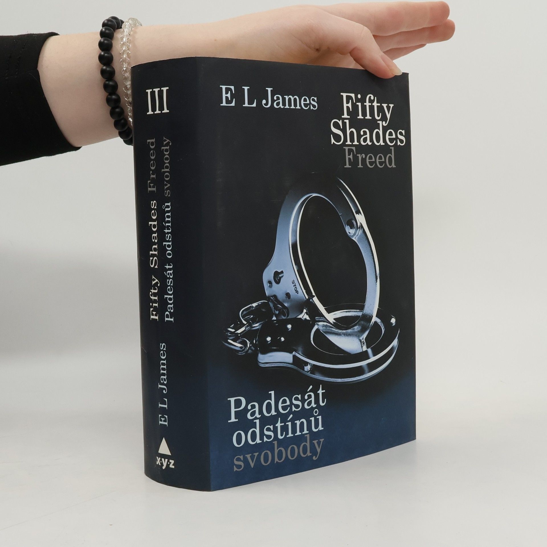 E L James Padesát odstínů svobody