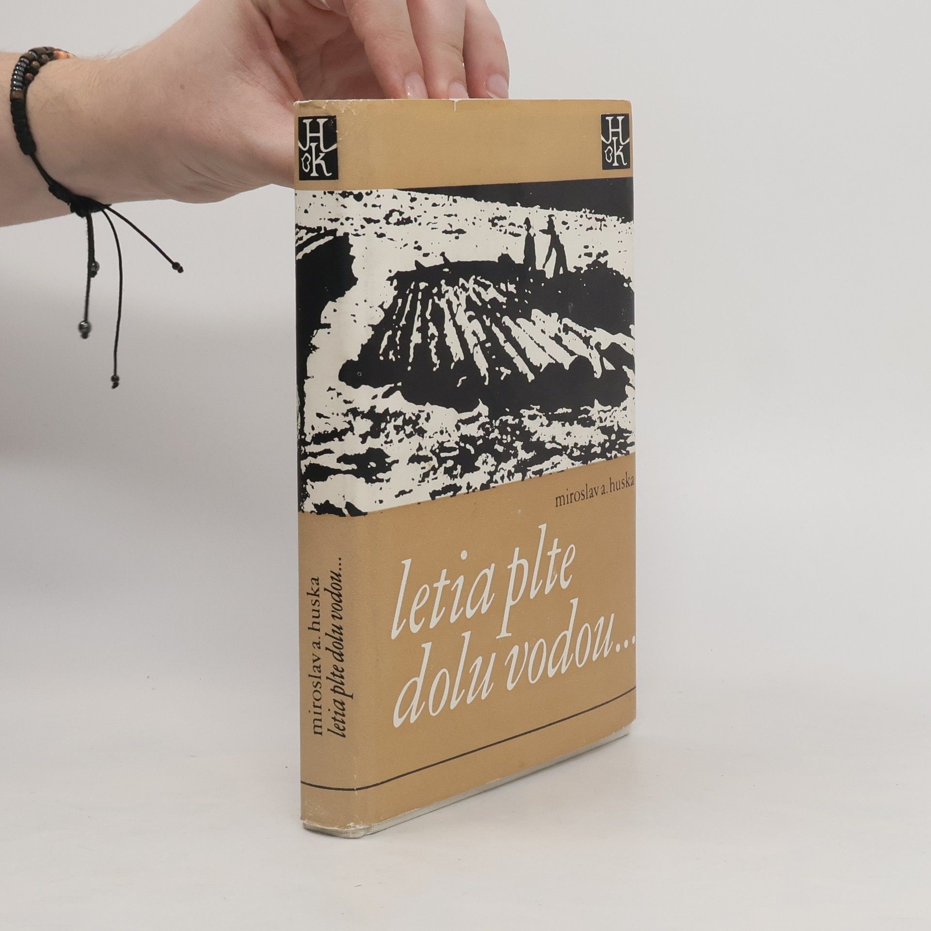 Miroslav A. Huska Letia plte dolu vodou ...