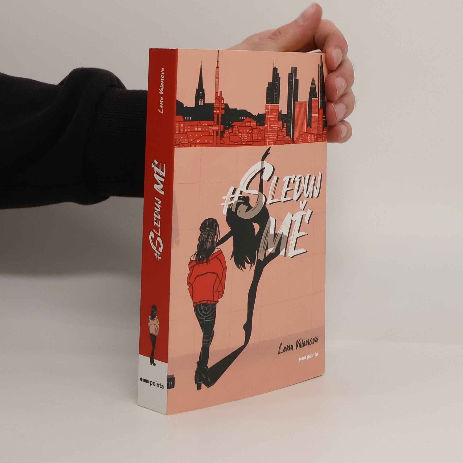 Lena Valenová #Sledujmě