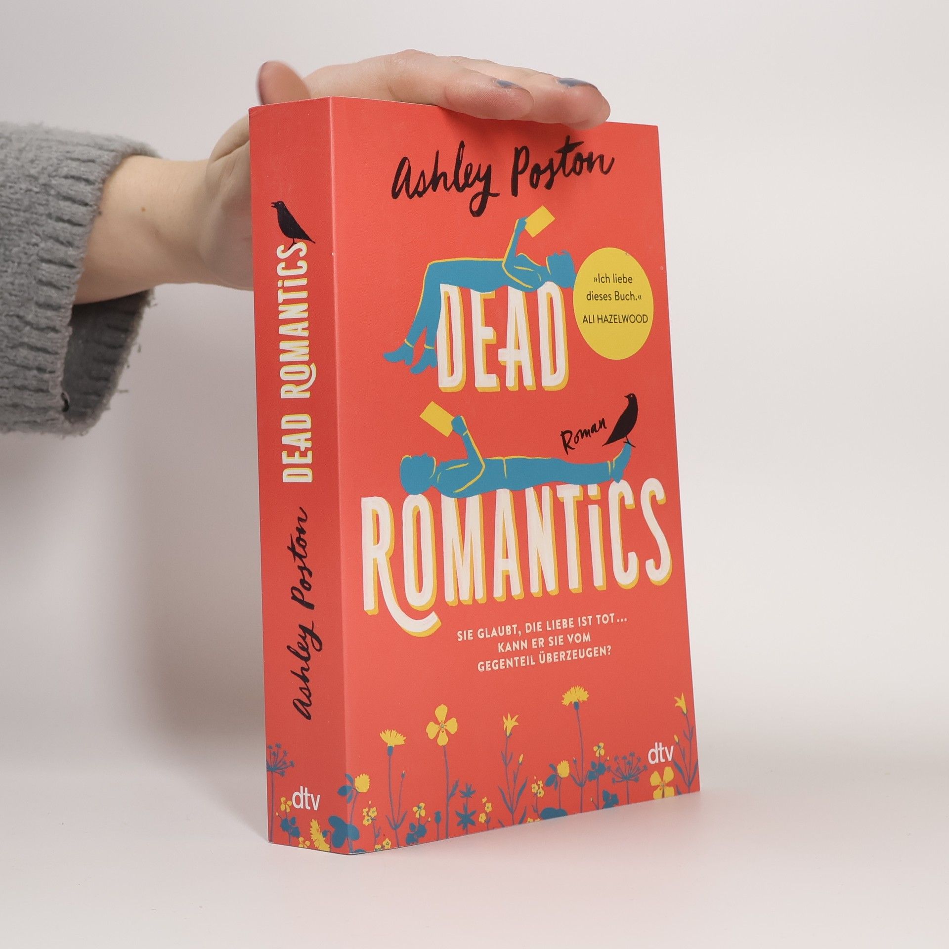Ashley Poston Dead Romantics