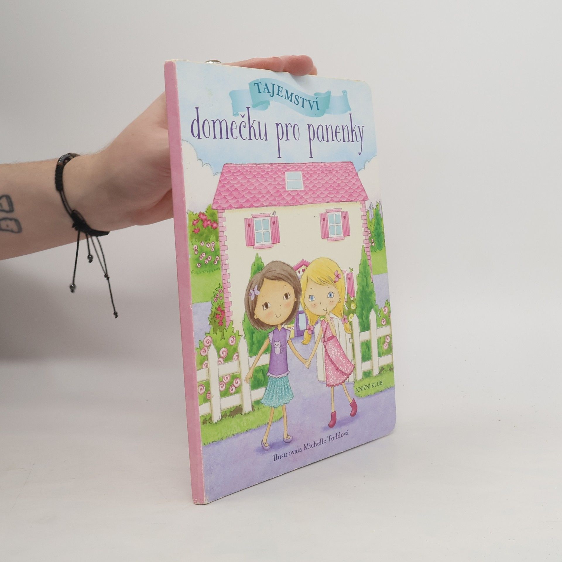 Autorenkollektiv Tajemství domečku pro panenky