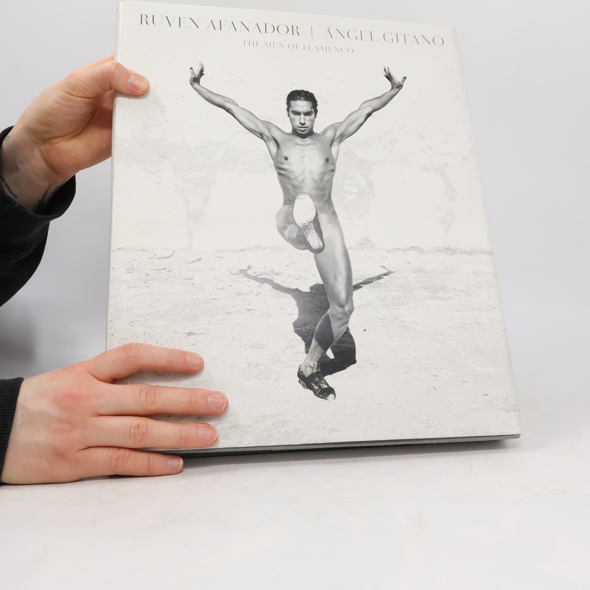 Ruven Afanador: Angel Gitano: The Men of Flamenco