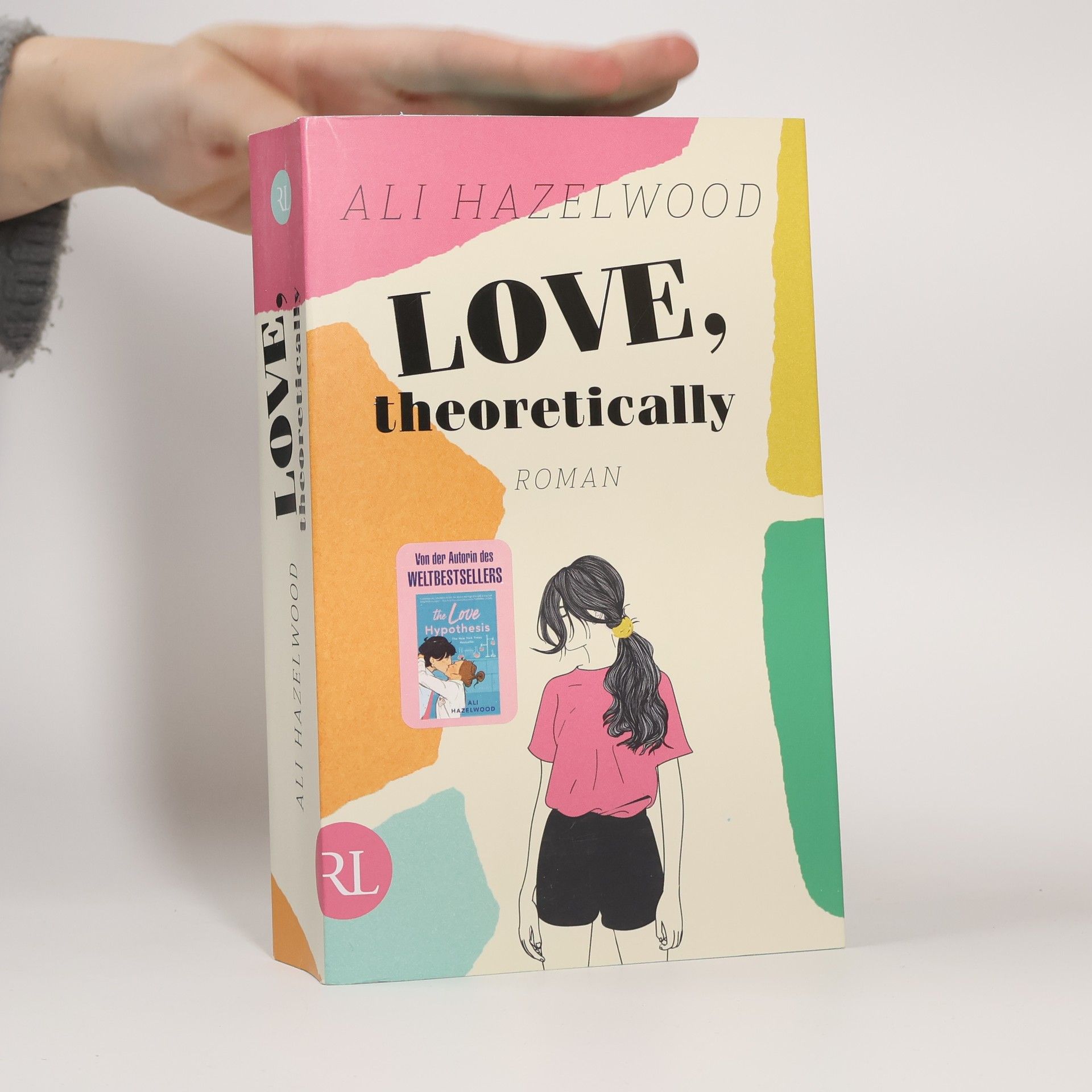 Ali Hazelwood Love, theoretically
