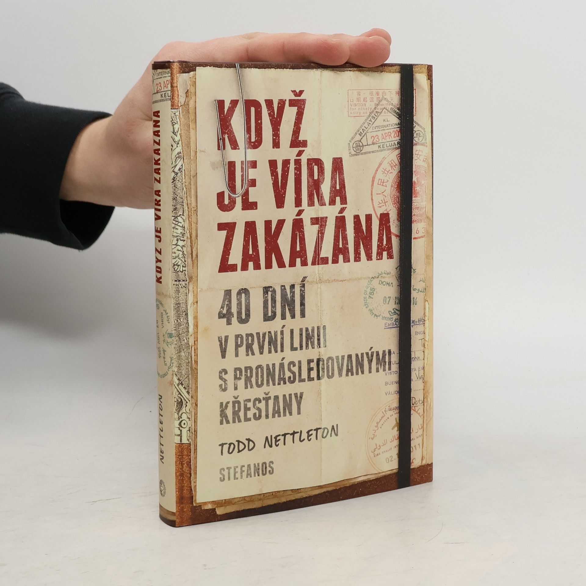 Když je víra zakázána: 40 dní v první linii s pronásledovanými křesťany