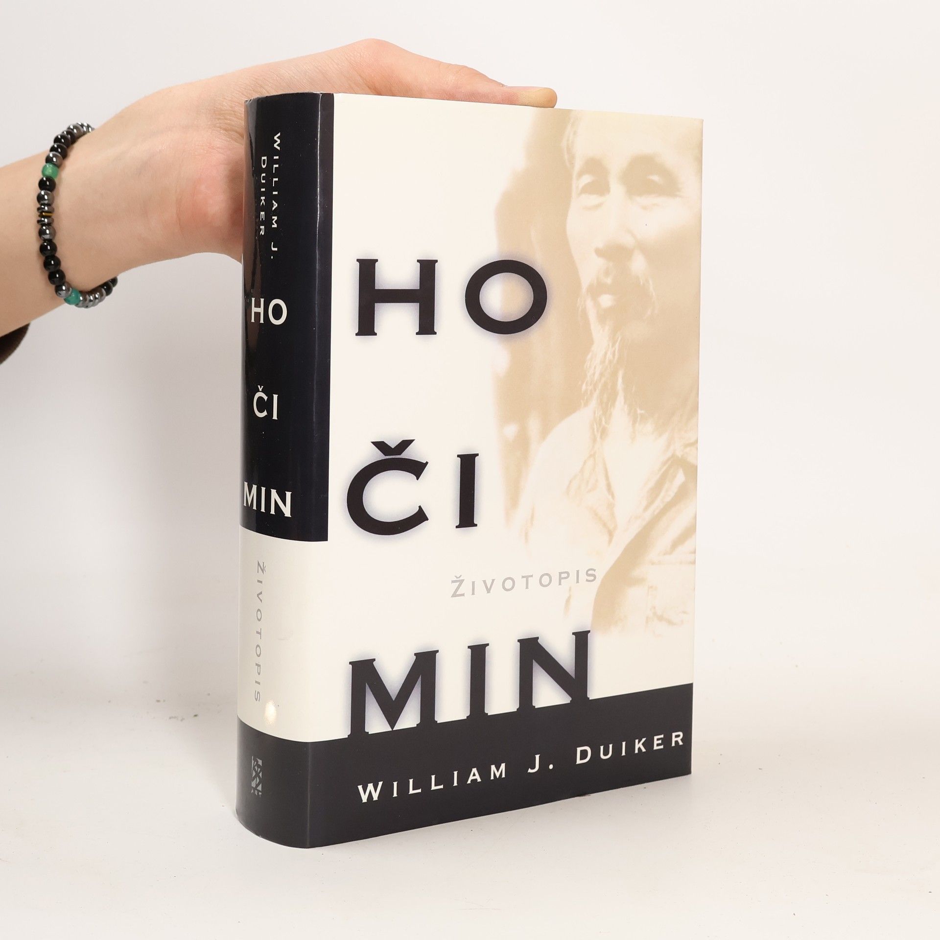 William J. Duiker Ho Či Min. Životopis