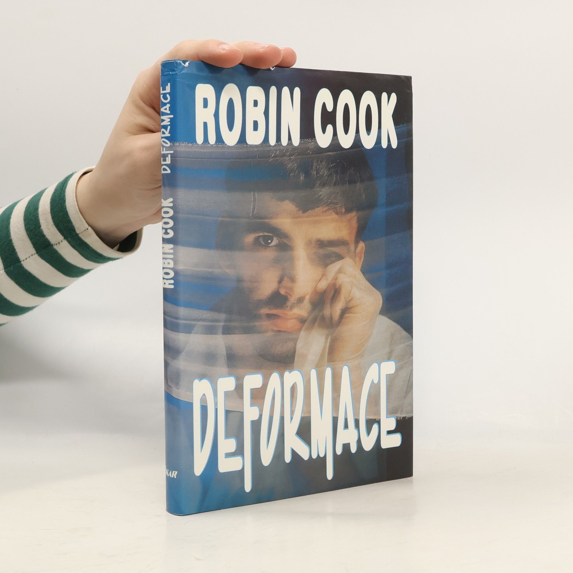 Robin Cook Deformace