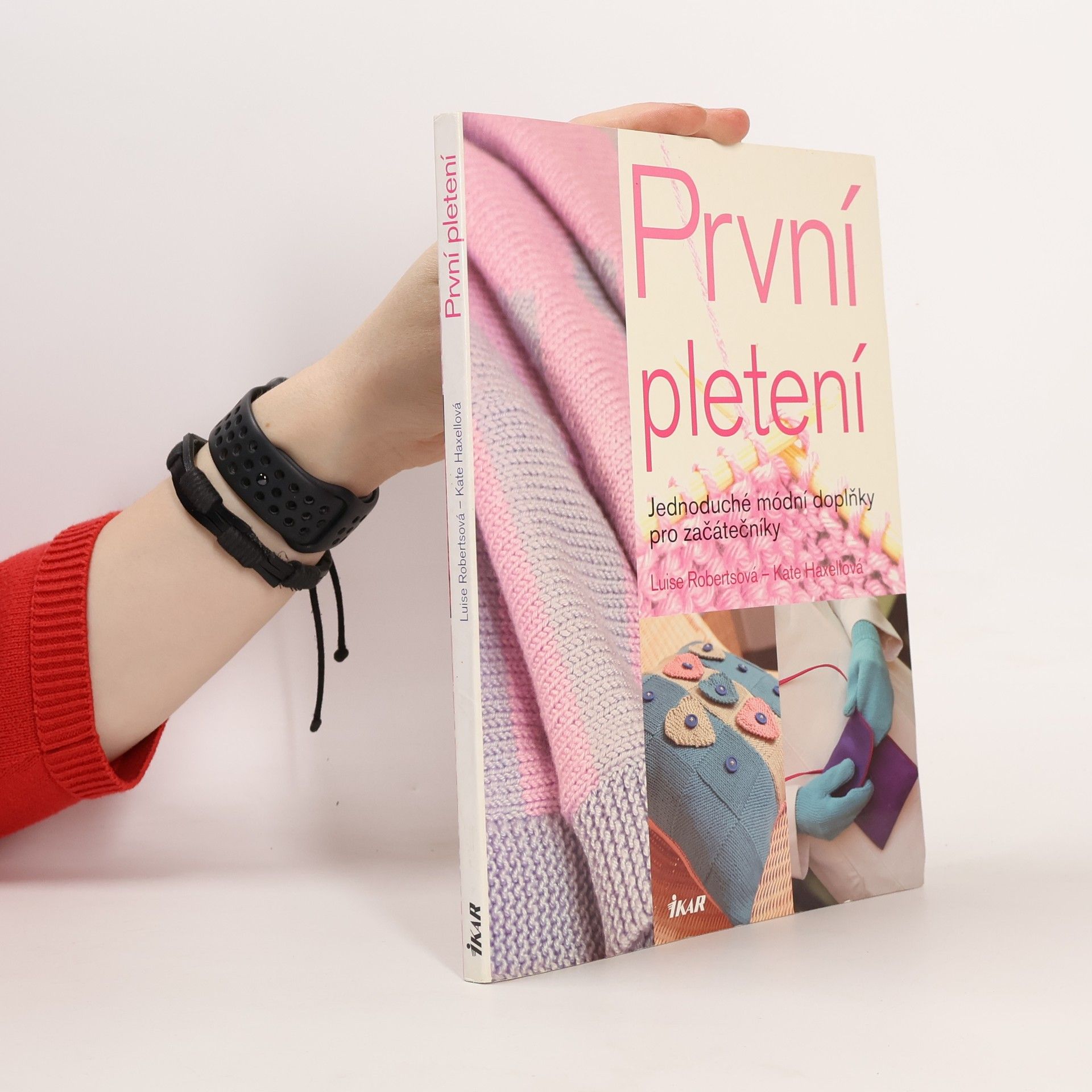 Luise Roberts První pletení