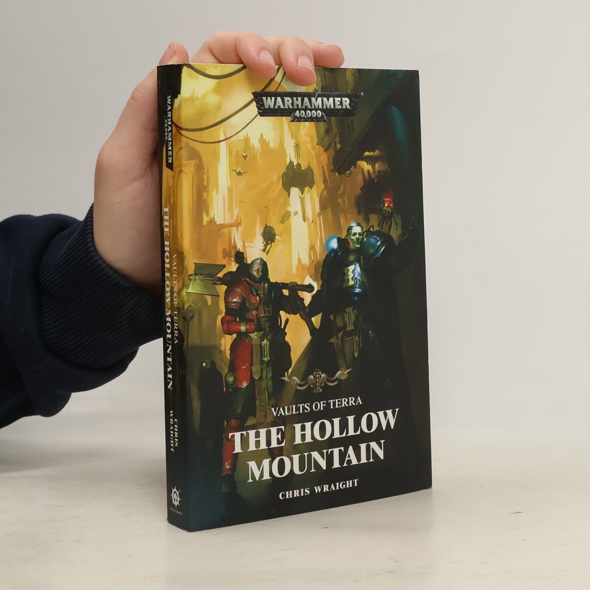 Chris Wraight Vaults of Terra: The Hollow Mountain