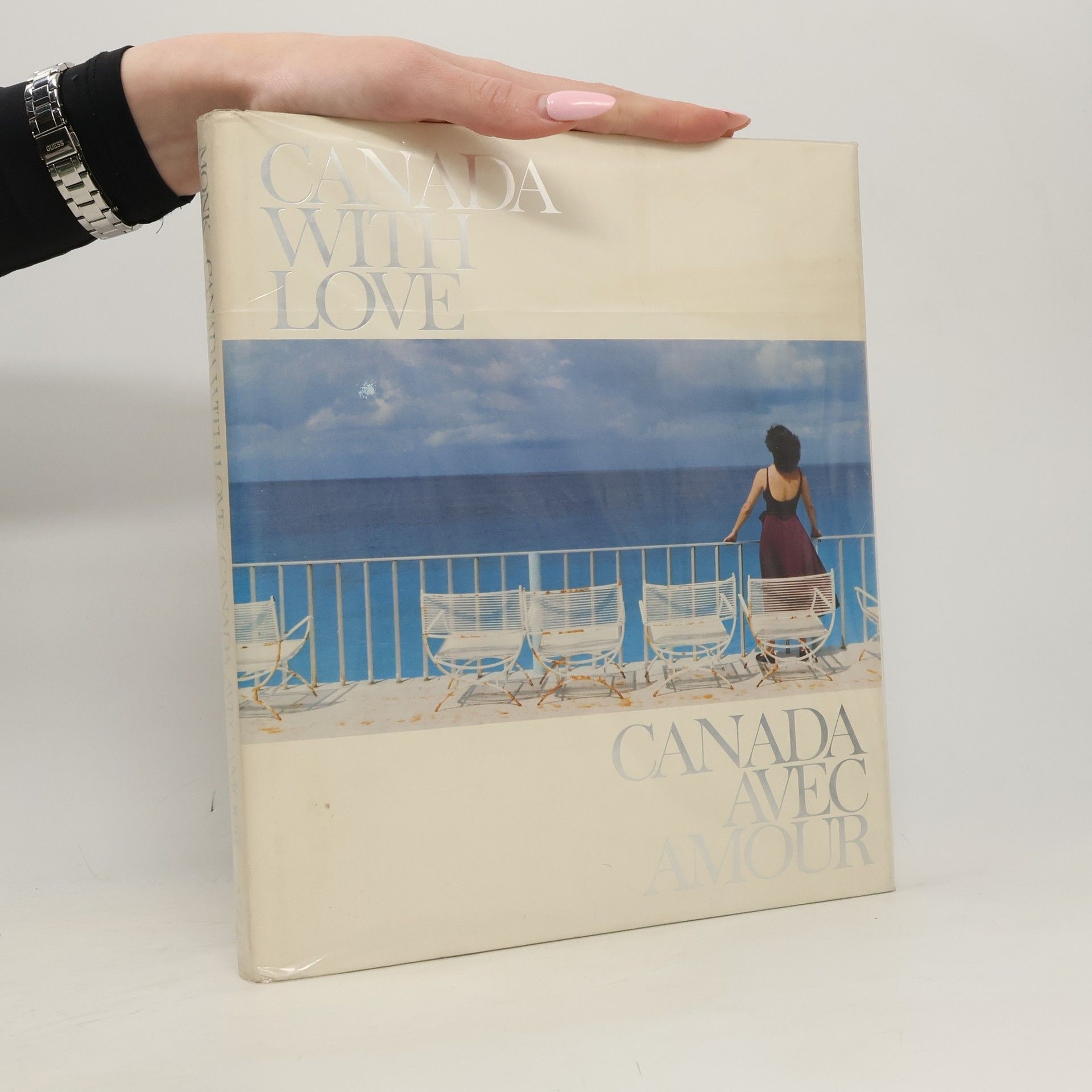 Lorraine Monk Canada With Love. Canada avec amour