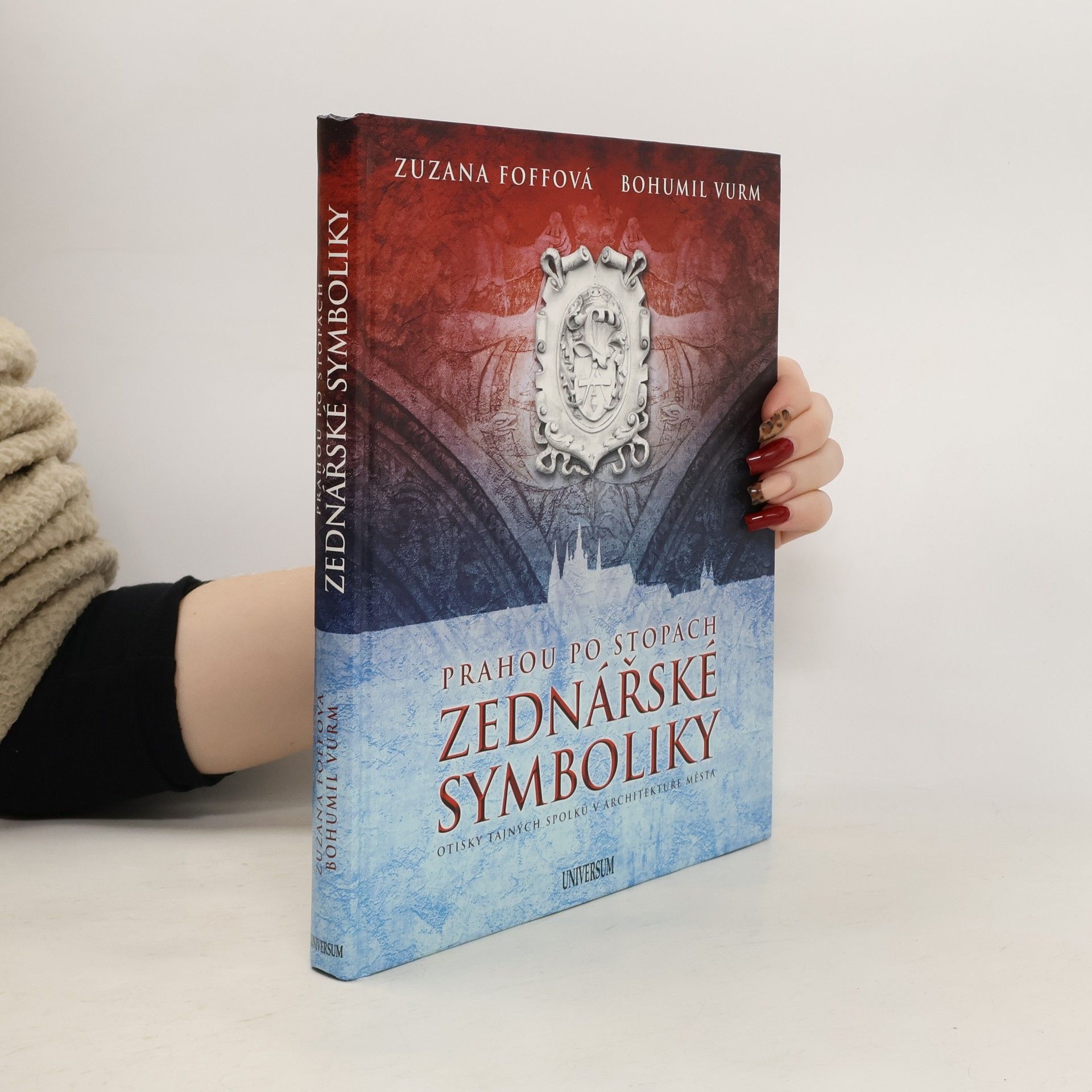 Bohumil Vurm Prahou po stopách zednářské symboliky