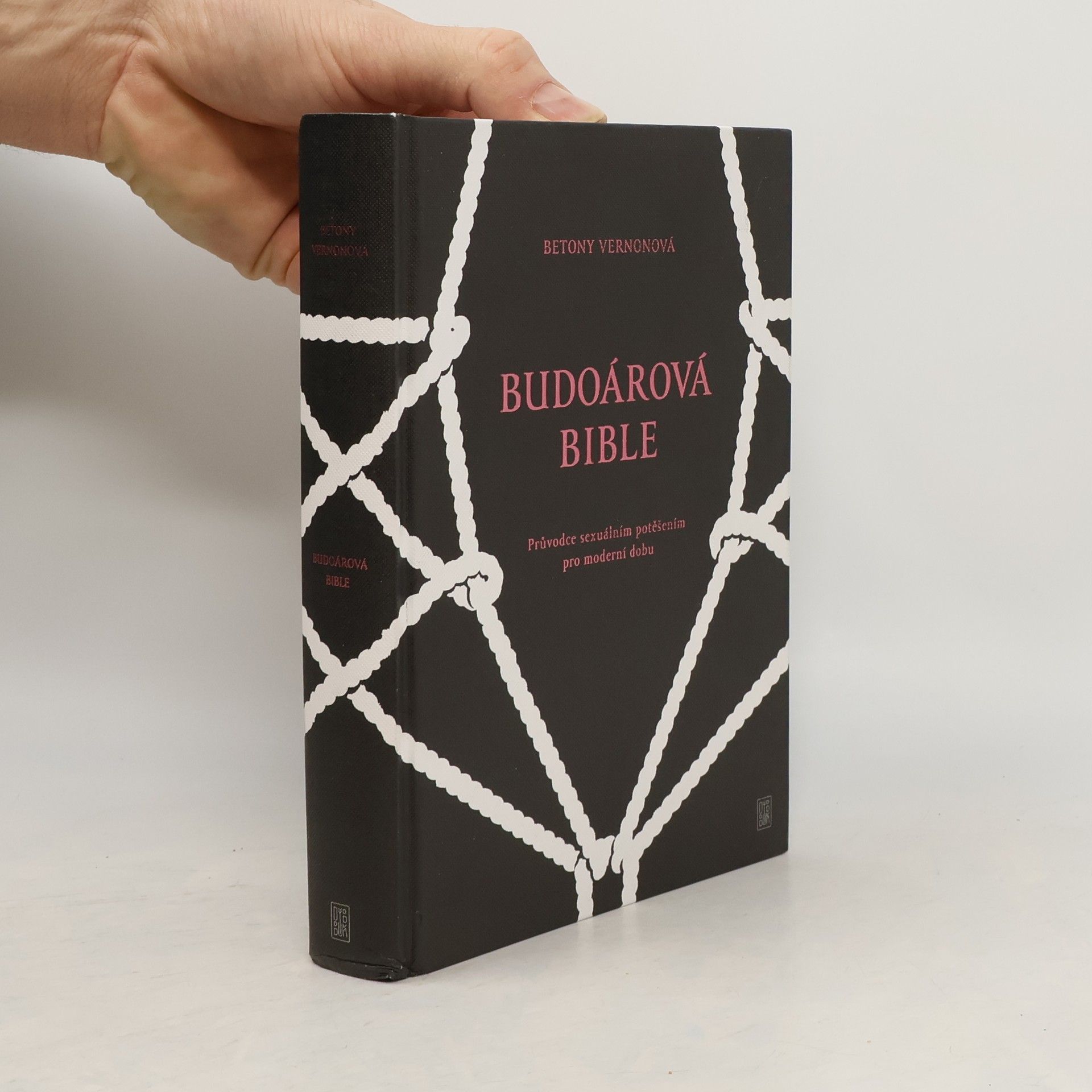 Betony Vernon Budoárová bible