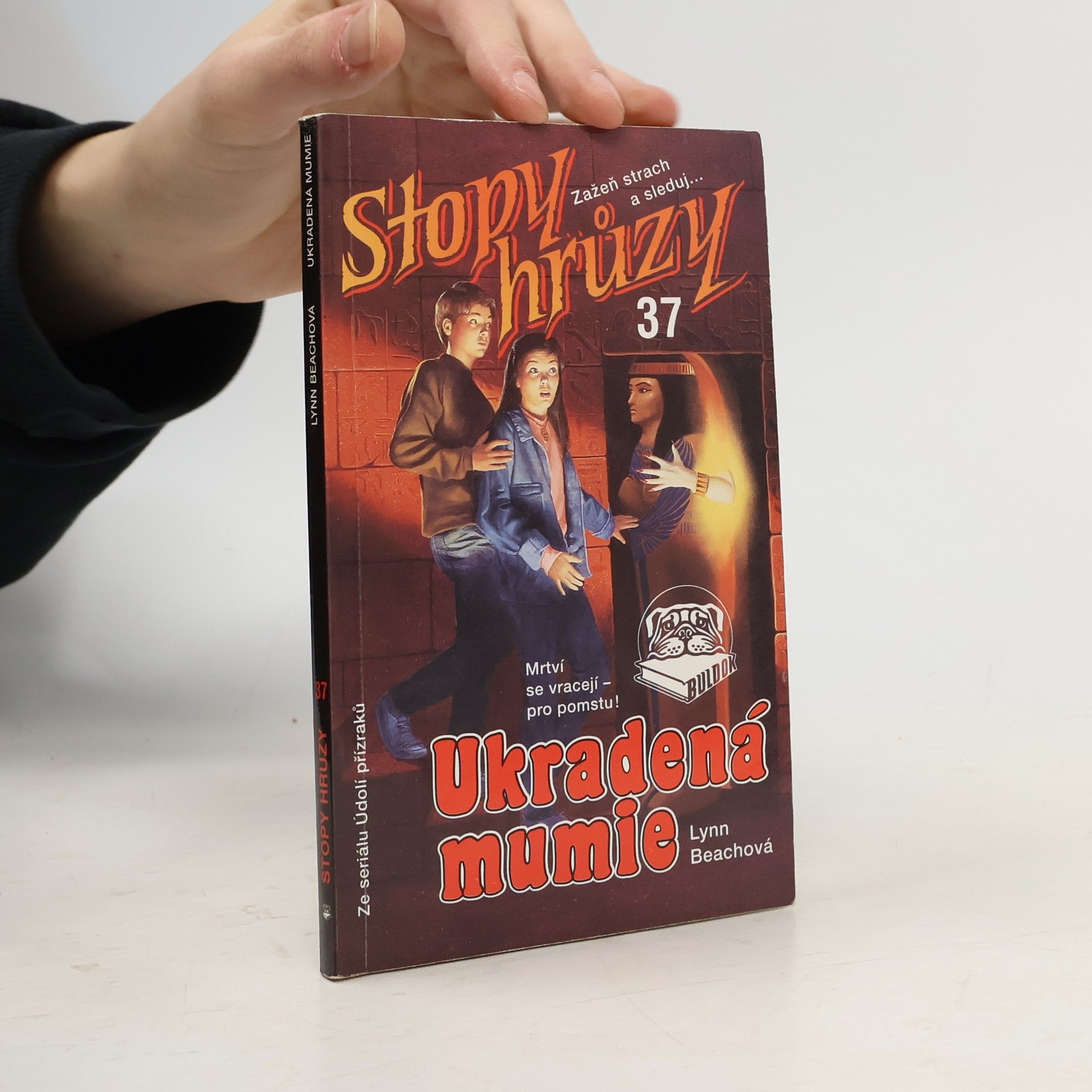 Kathryn Lance Ukradená mumie