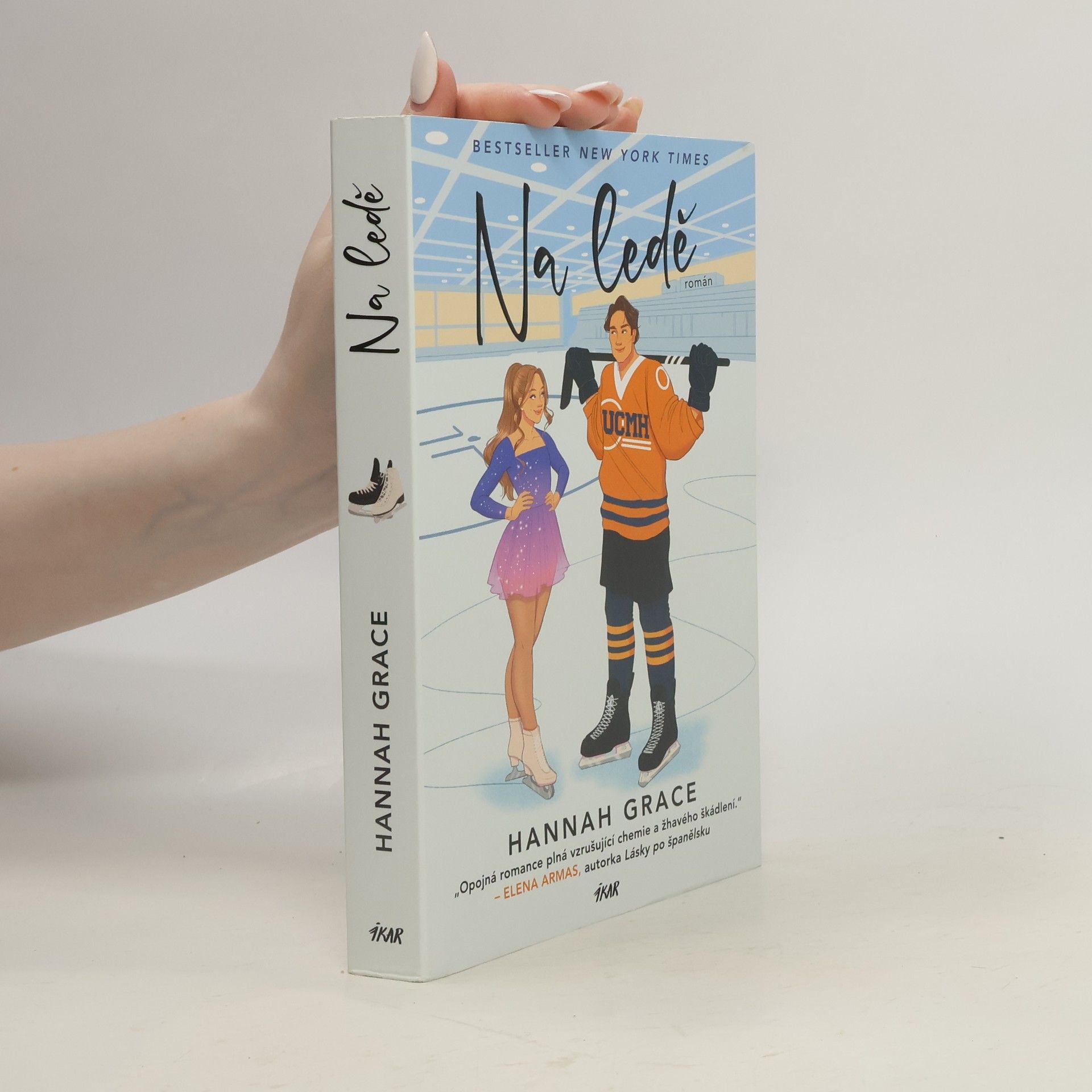 Hannah Grace Na ledě