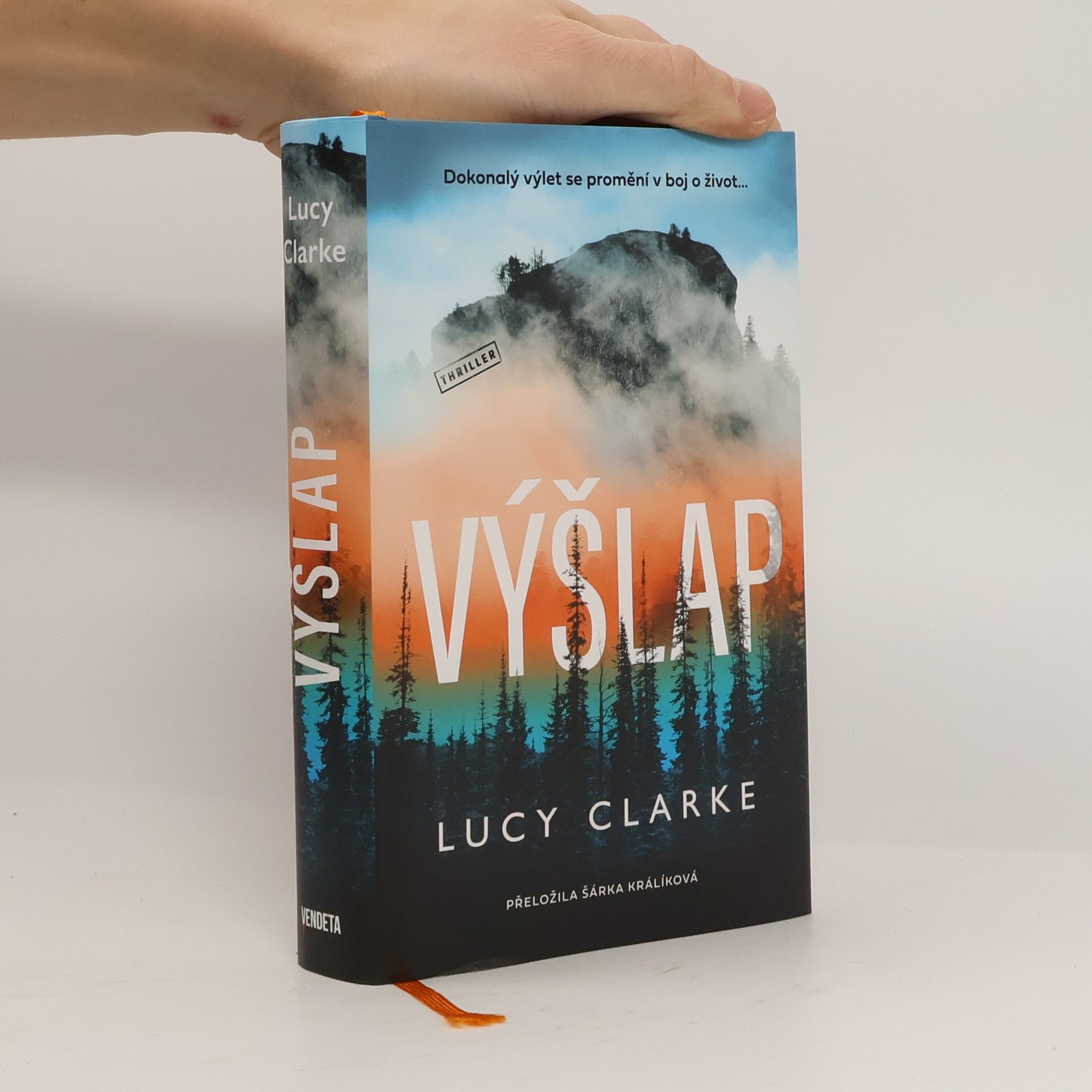 Lucy Clarke Výšlap