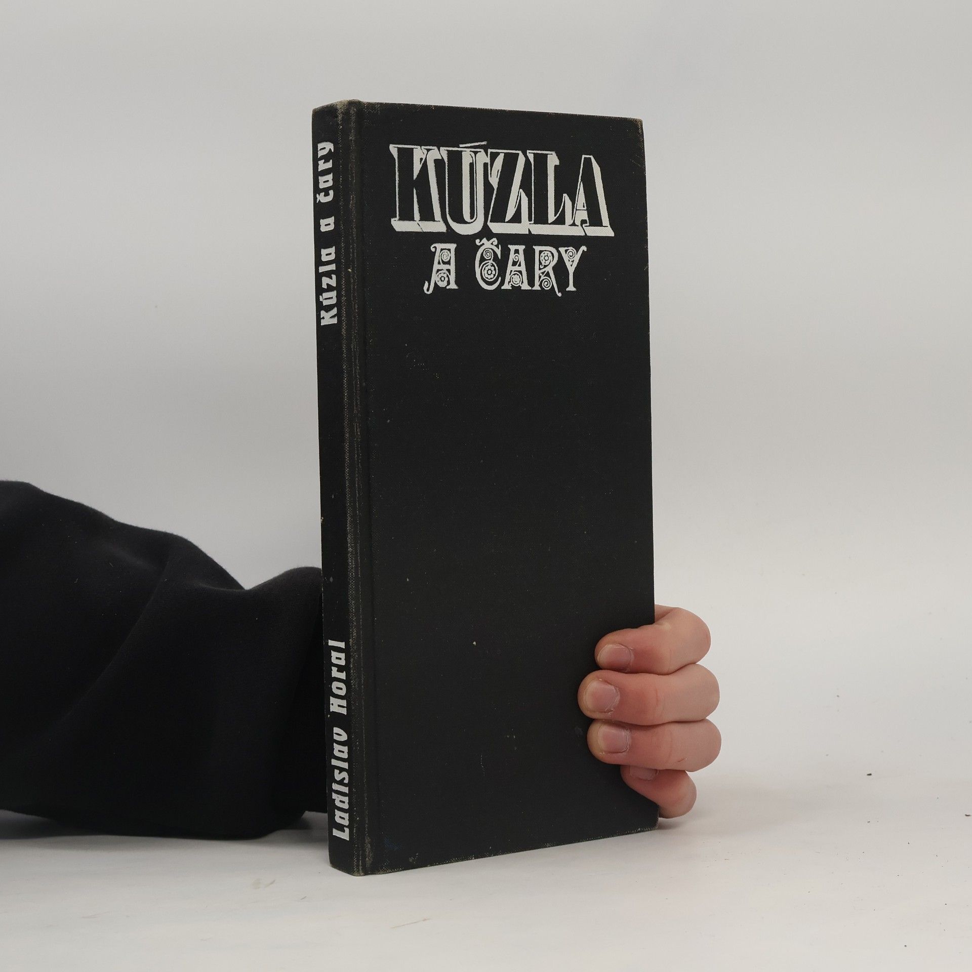 Ladislav Horal Kúzla a čary