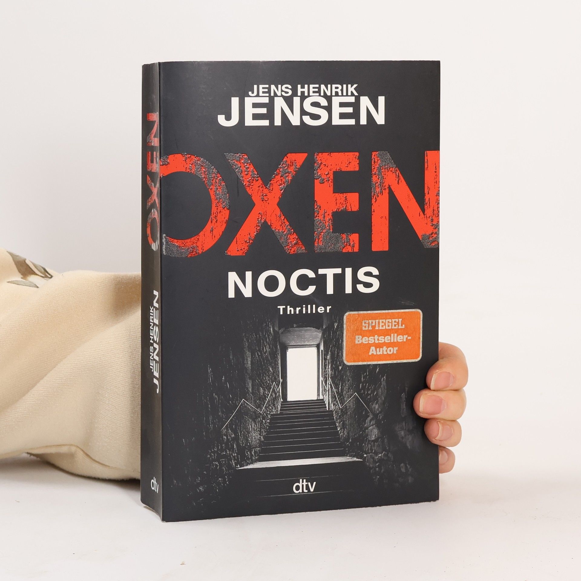 Jens Henrik Jensen Oxen - Noctis
