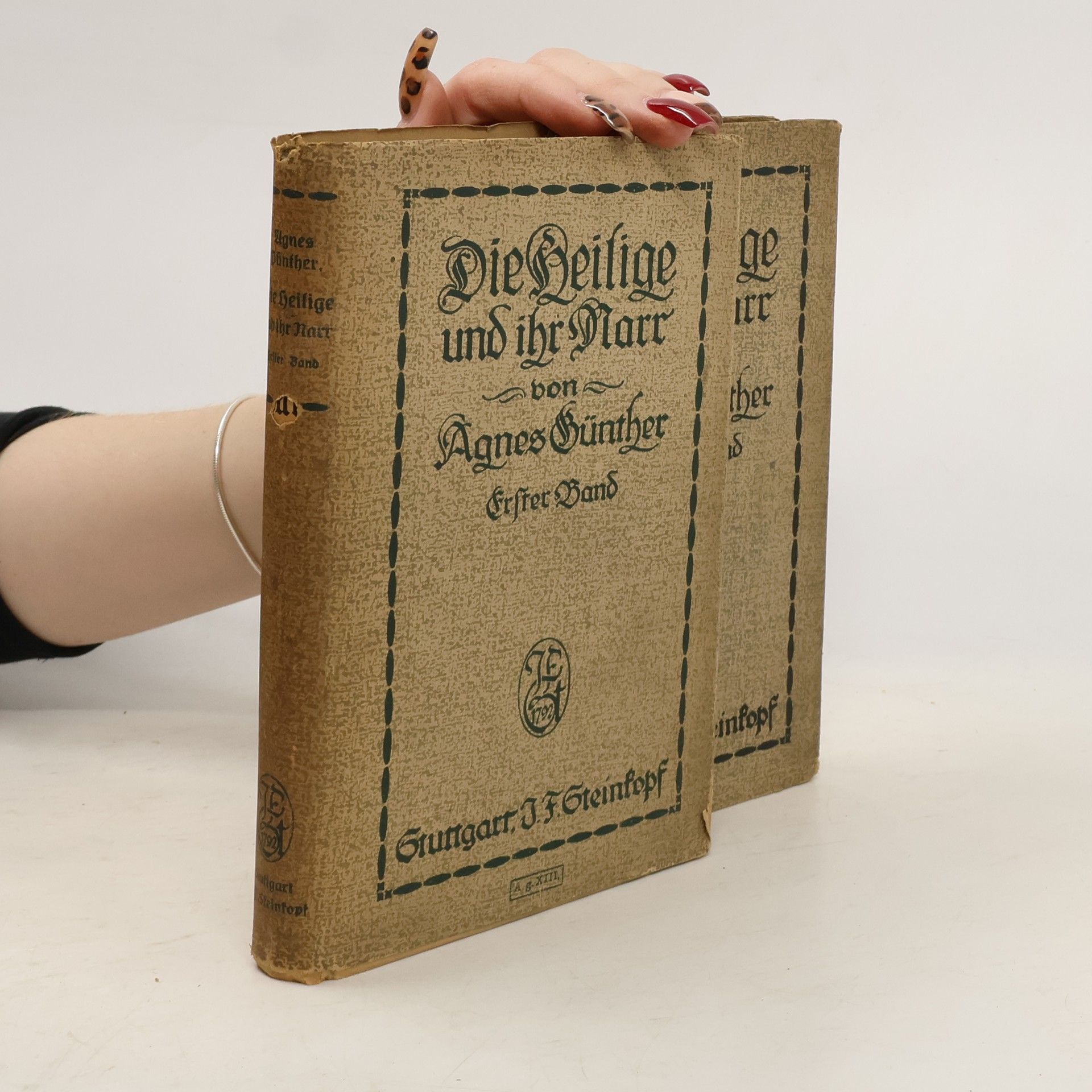 Die Heilige und ihr Narr 1-2