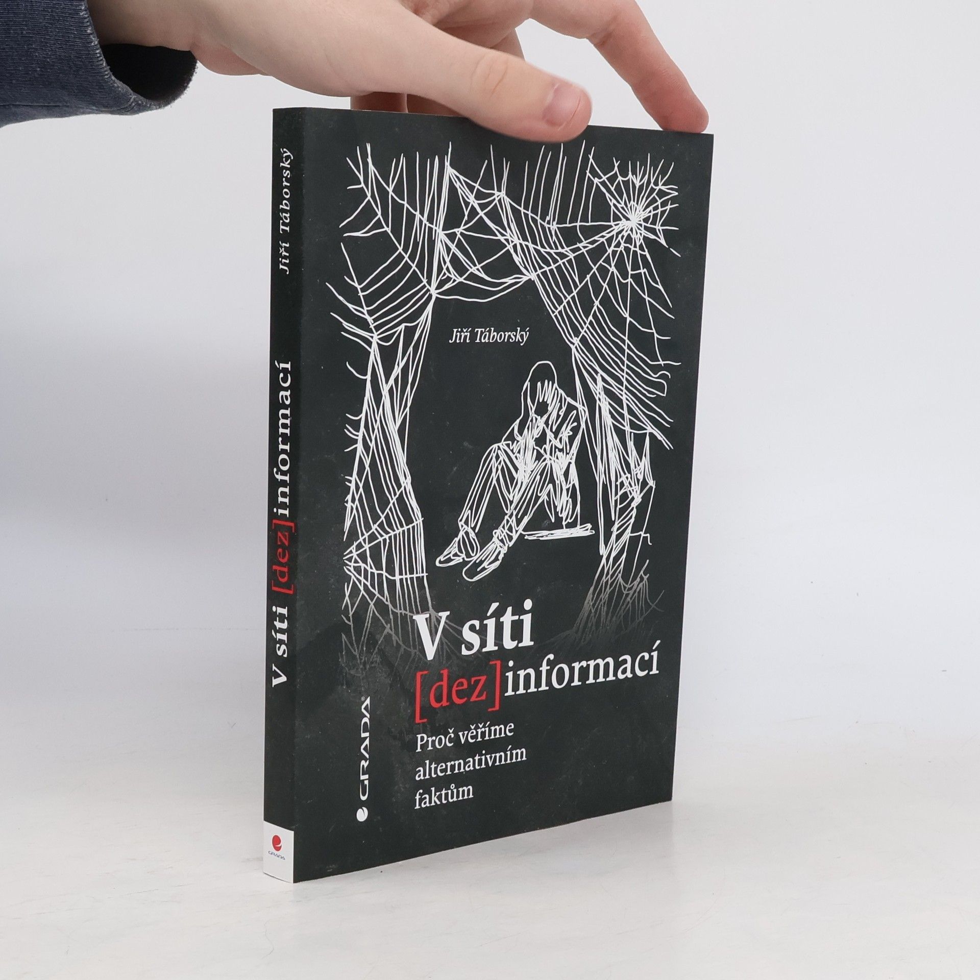 V síti (dez)informací. Proč věříme alternativním faktům