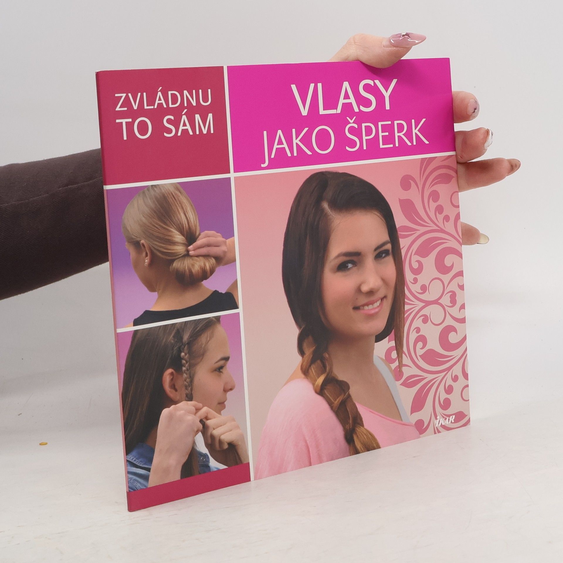 Viola Somogyi Vlasy jako šperk