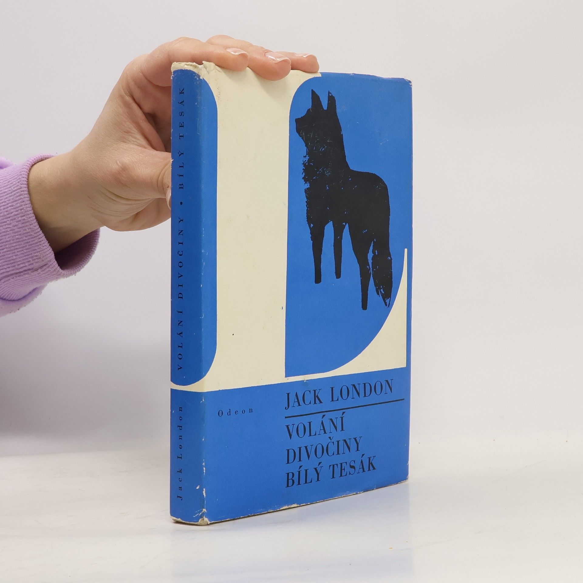 Jack London Volání divočiny. Bílý tesák