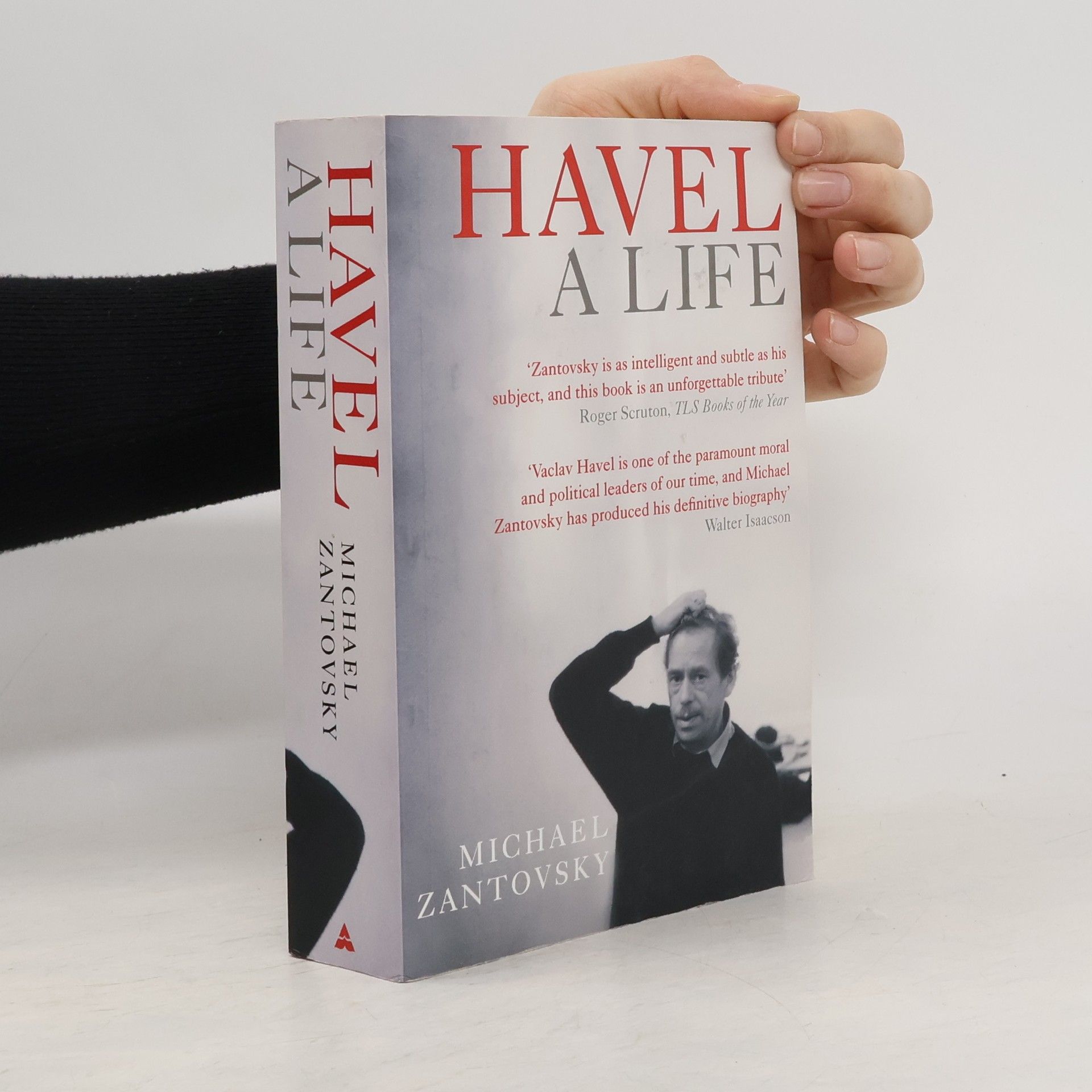 Michael Žantovský Havel. A life