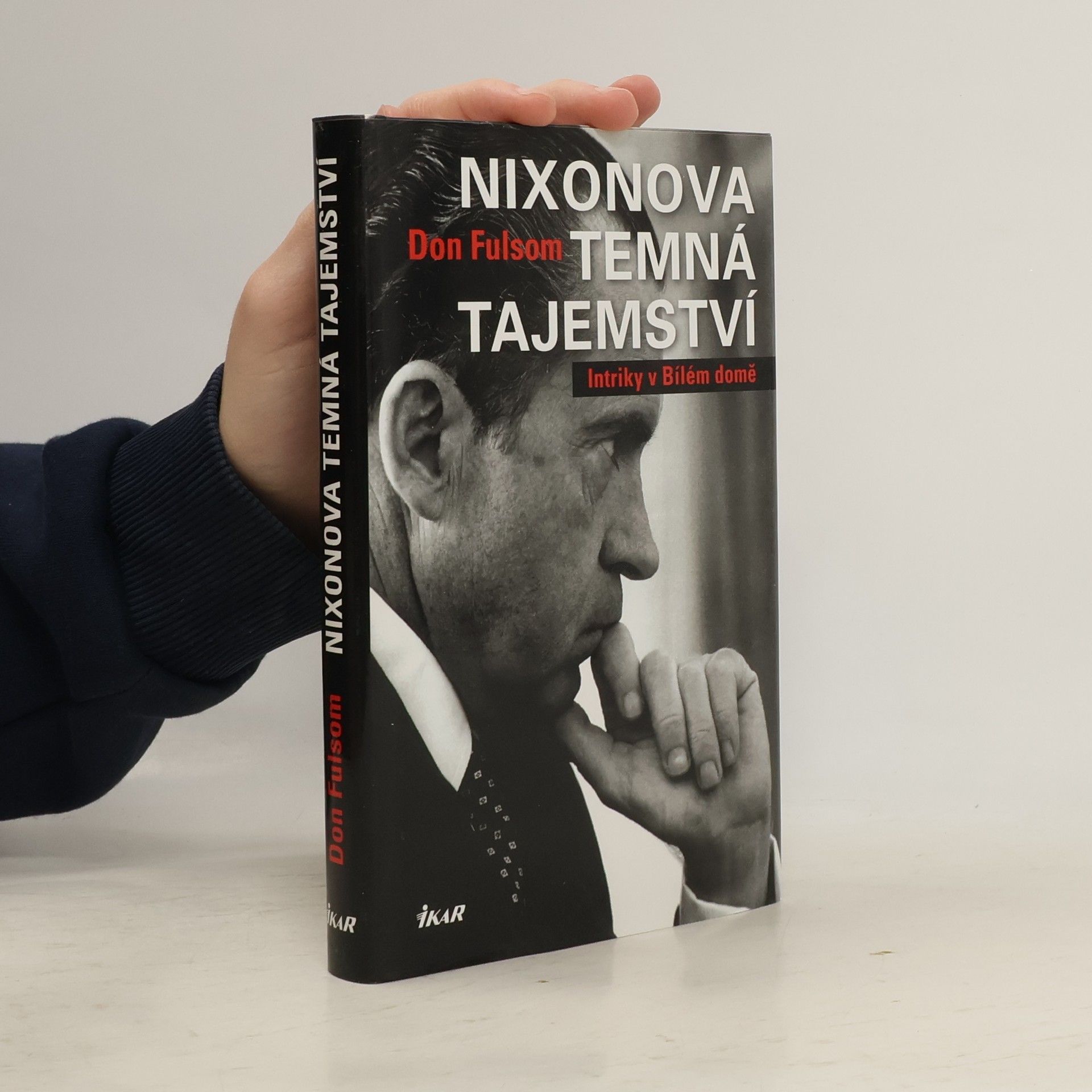 Donald Fulsom Nixonova temná tajemství
