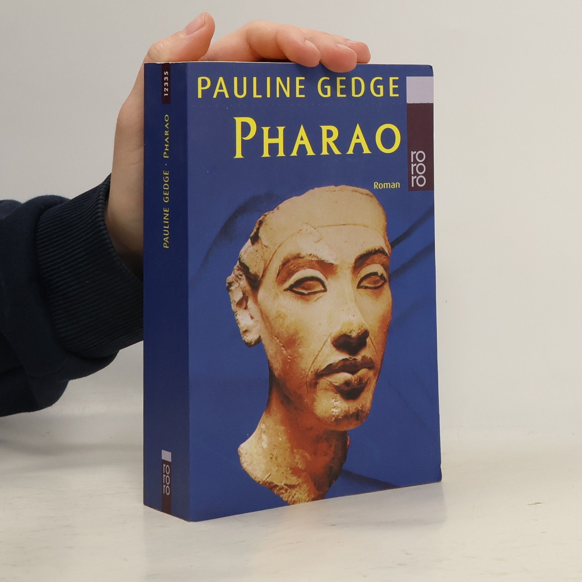 Pauline Gedge Pharao