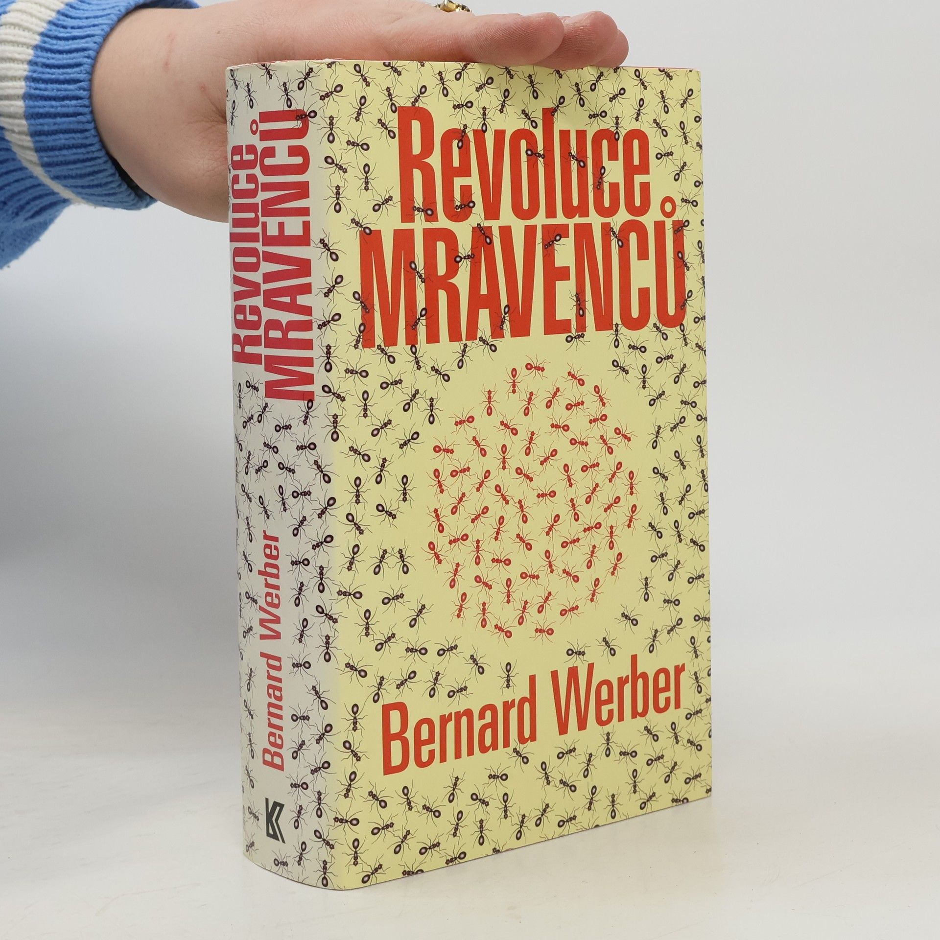 Bernard Werber Revoluce mravenců