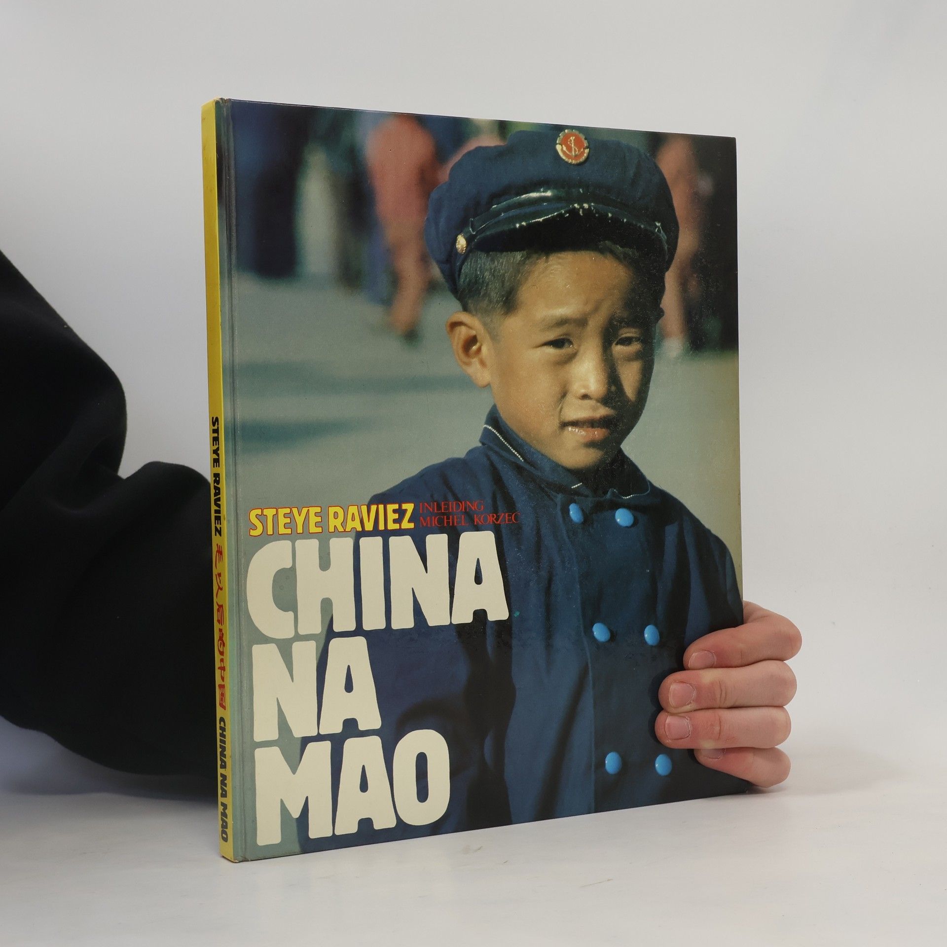 Steye Raviez China na Mao