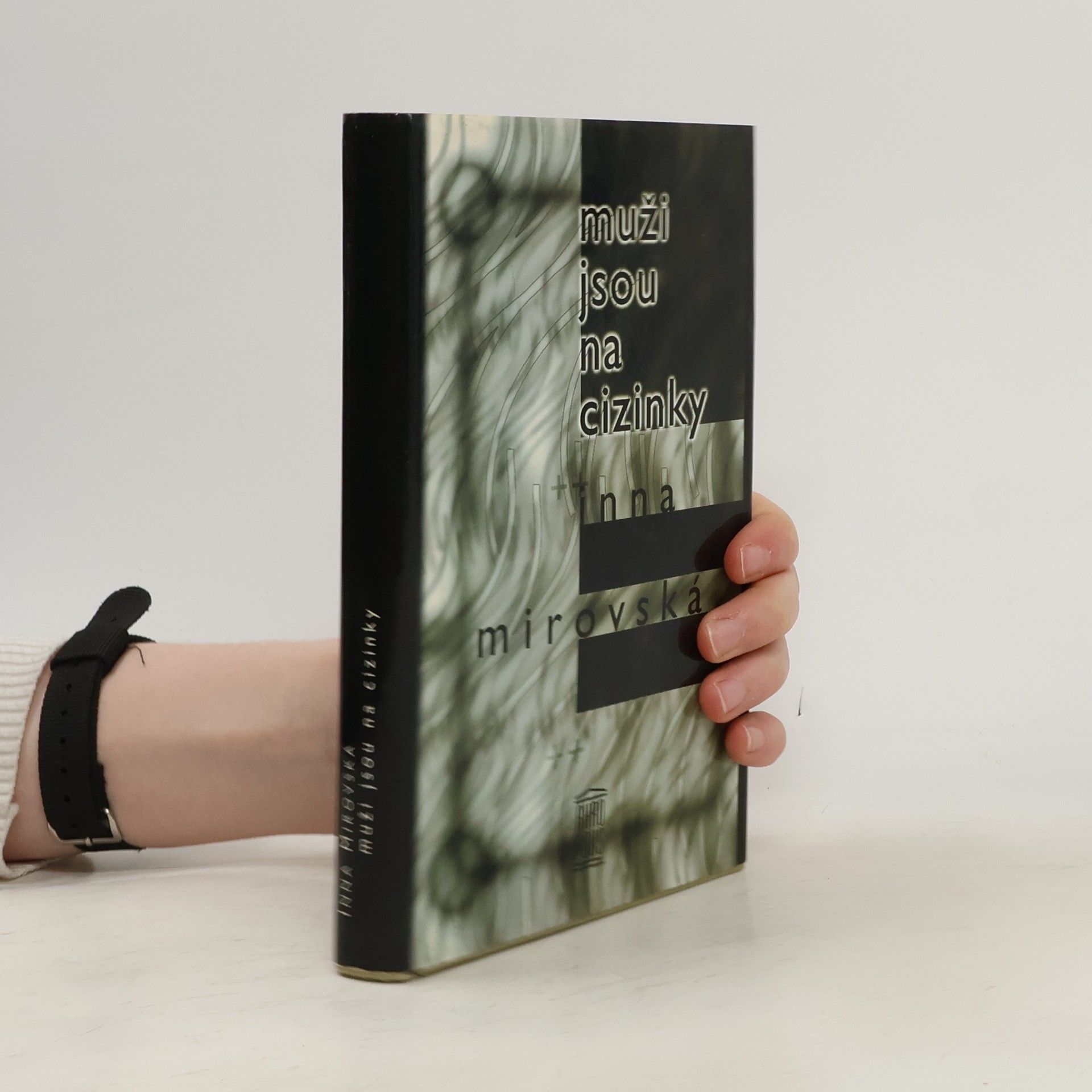 Muži jsou na cizinky