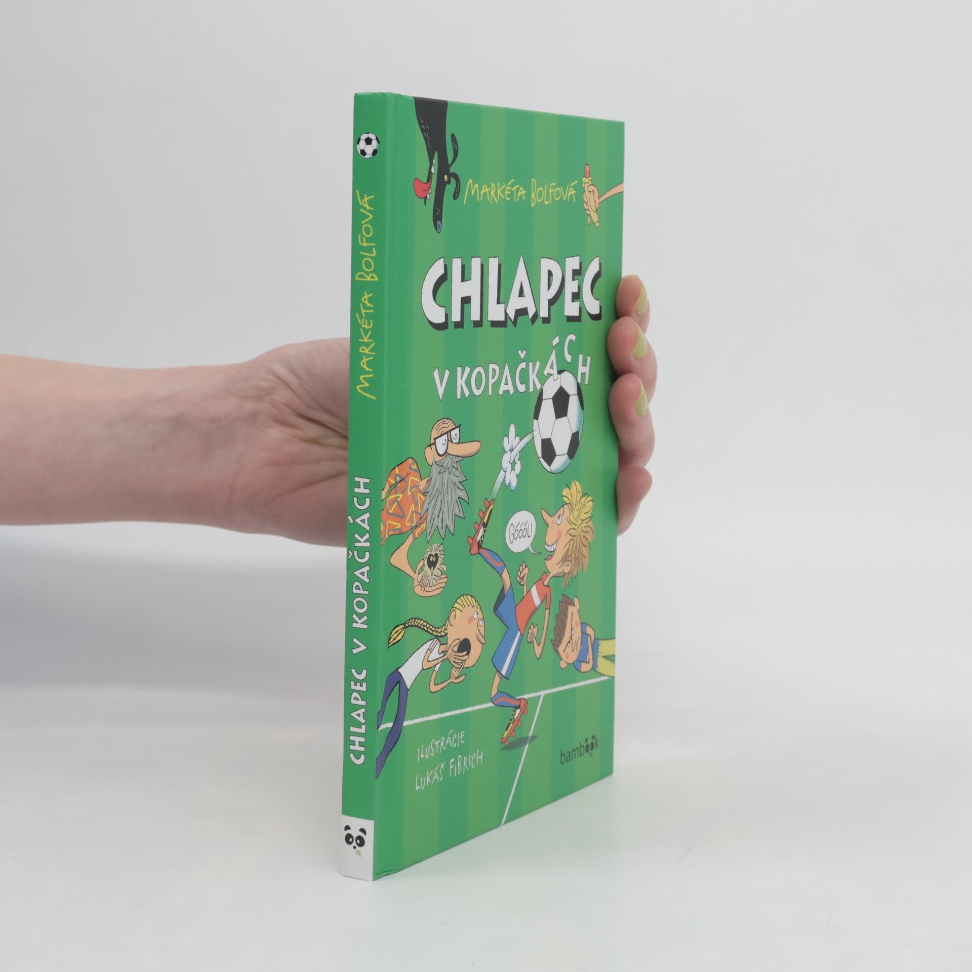 Markéta Bolfová Chlapec v kopačkách