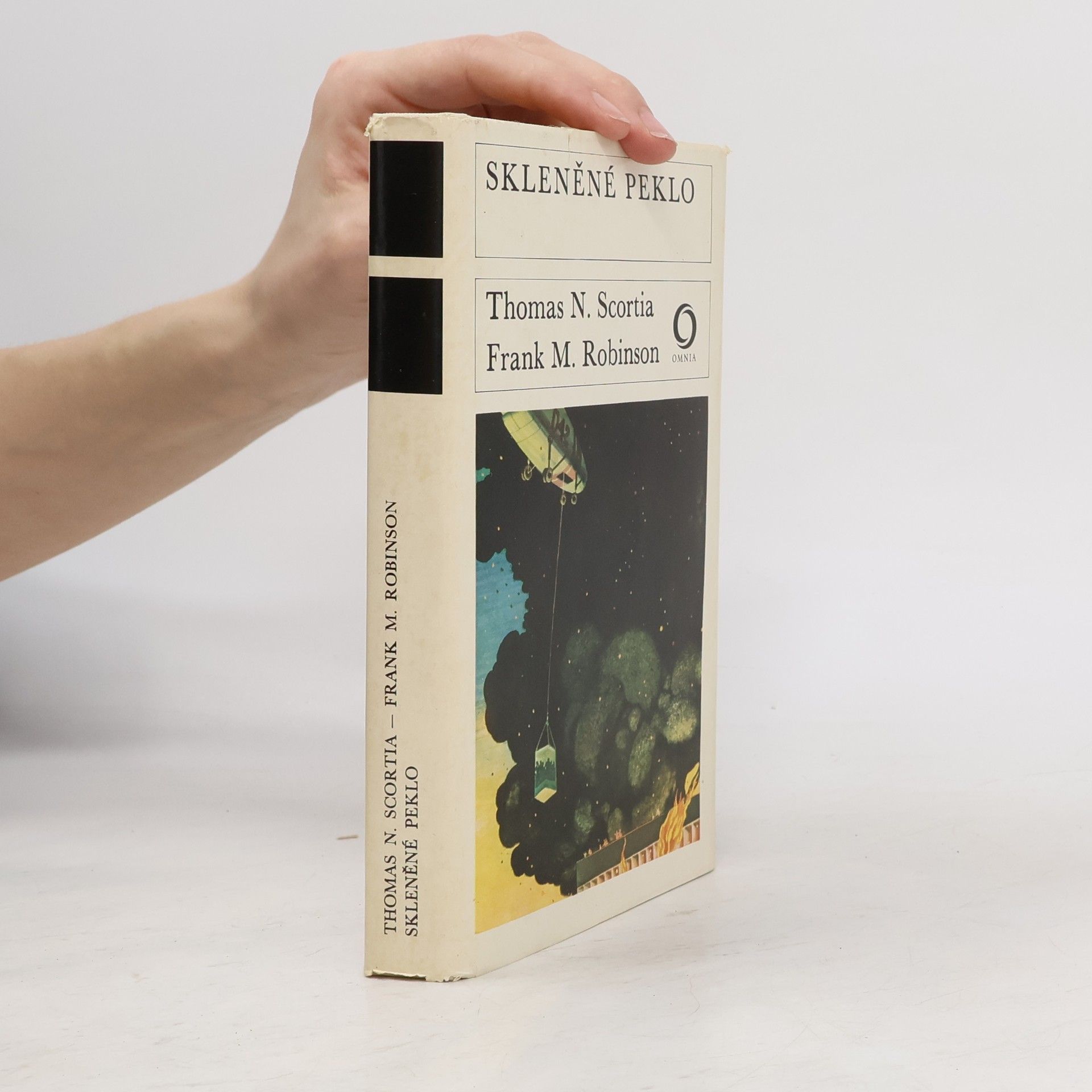 Frank M. Robinson Skleněné peklo