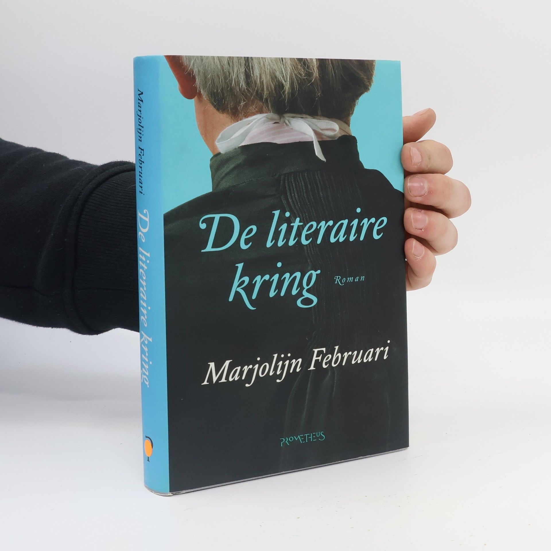 Marjolijn Februari De literaire kring