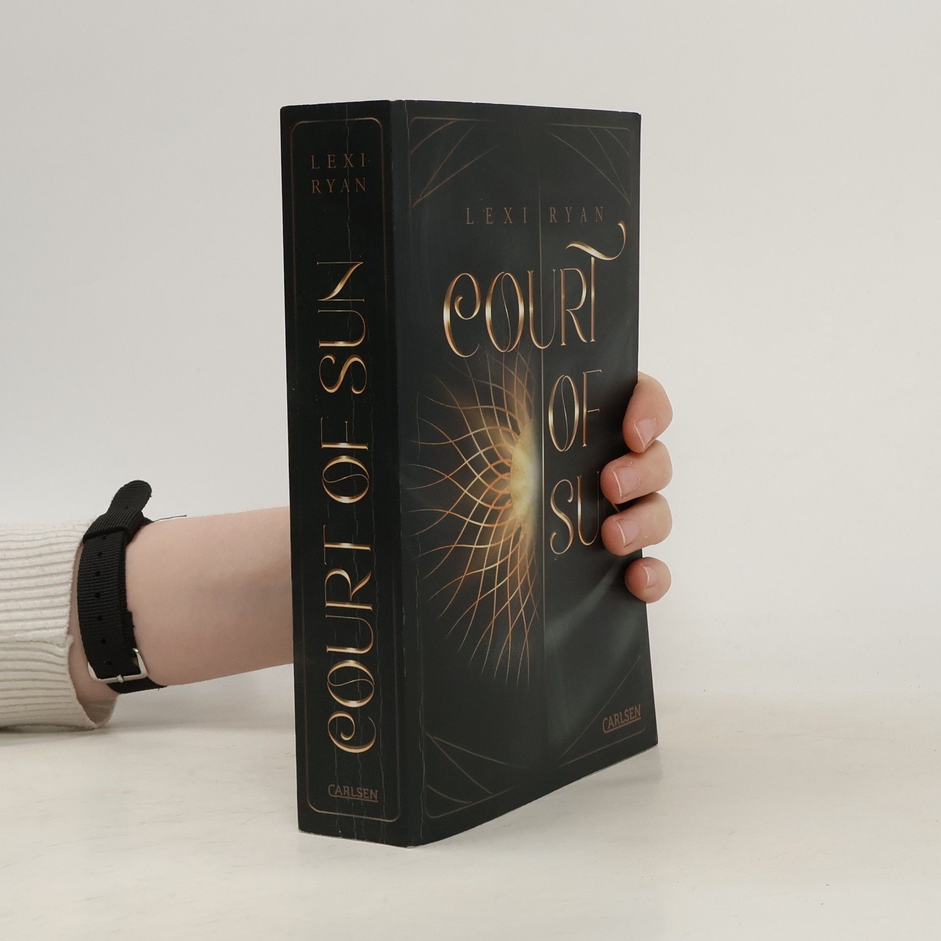 Lexi Ryan Court of sun