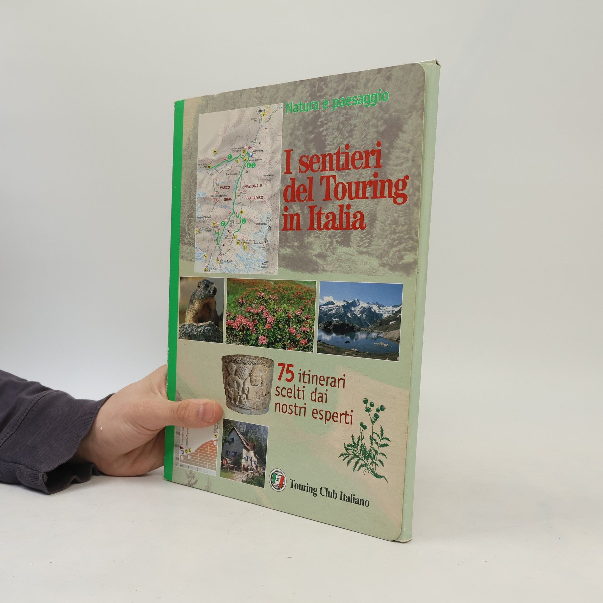 Auteurscollectief Natura e paesaggio. I sentieri del Touring in Italia