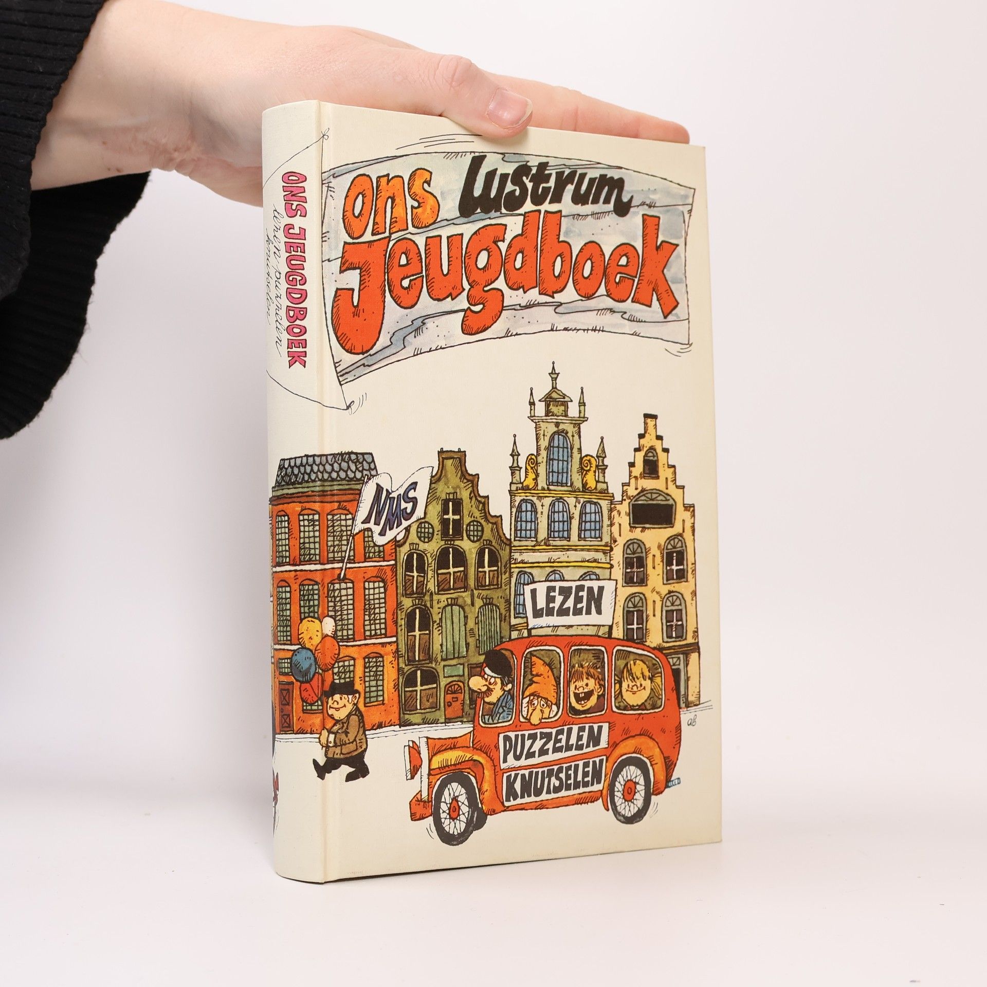 Tom Hulsebosch Ons lustrum jeugdboek