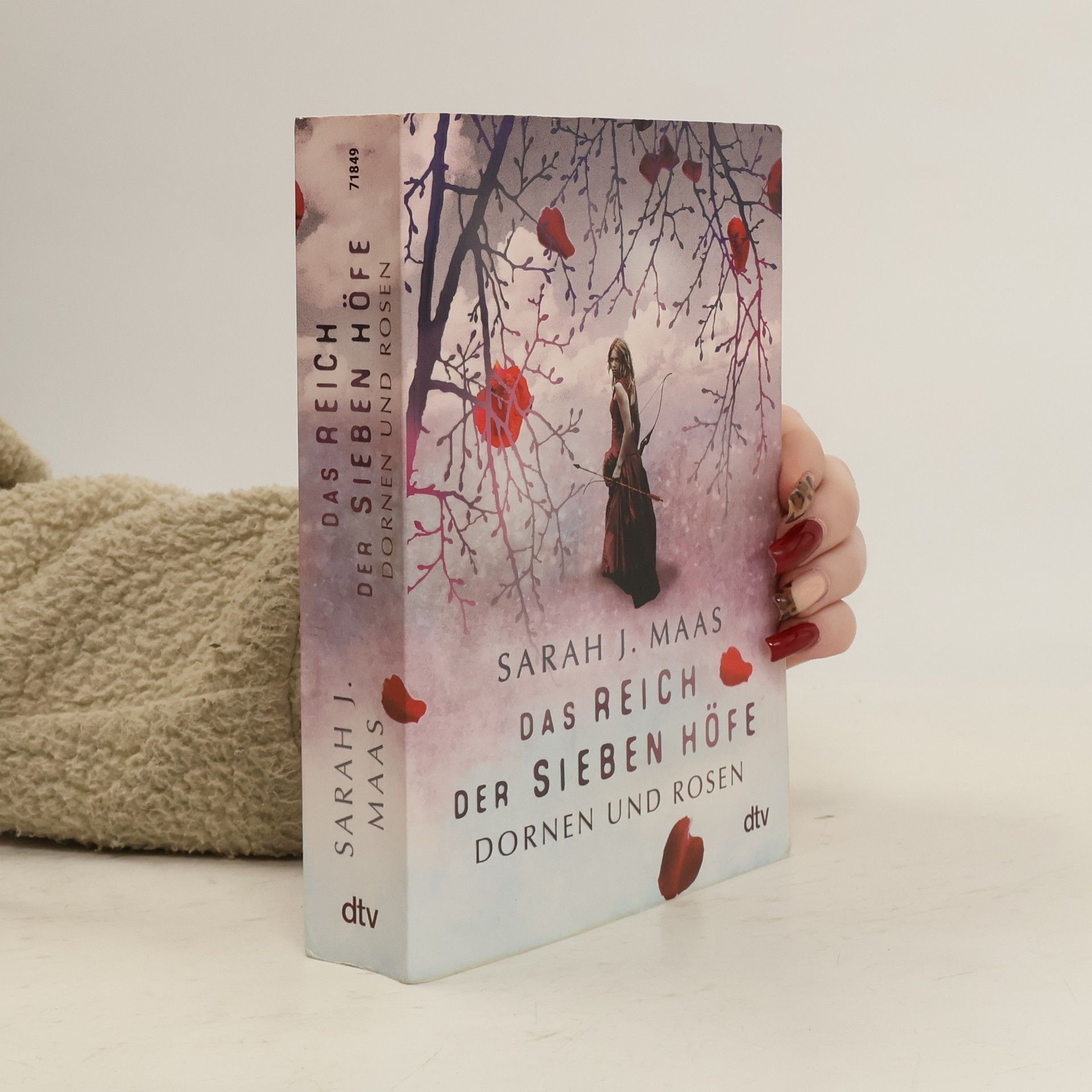 Sarah J. Maas Das Reich der sieben Höfe. Dornen und Rosen