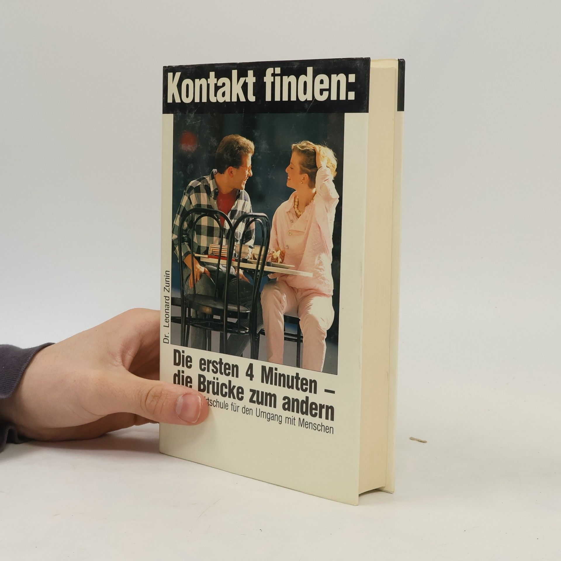 Leonard Zunin Kontakt finden. Die ersten 4 Minuten die Brücke zumandern