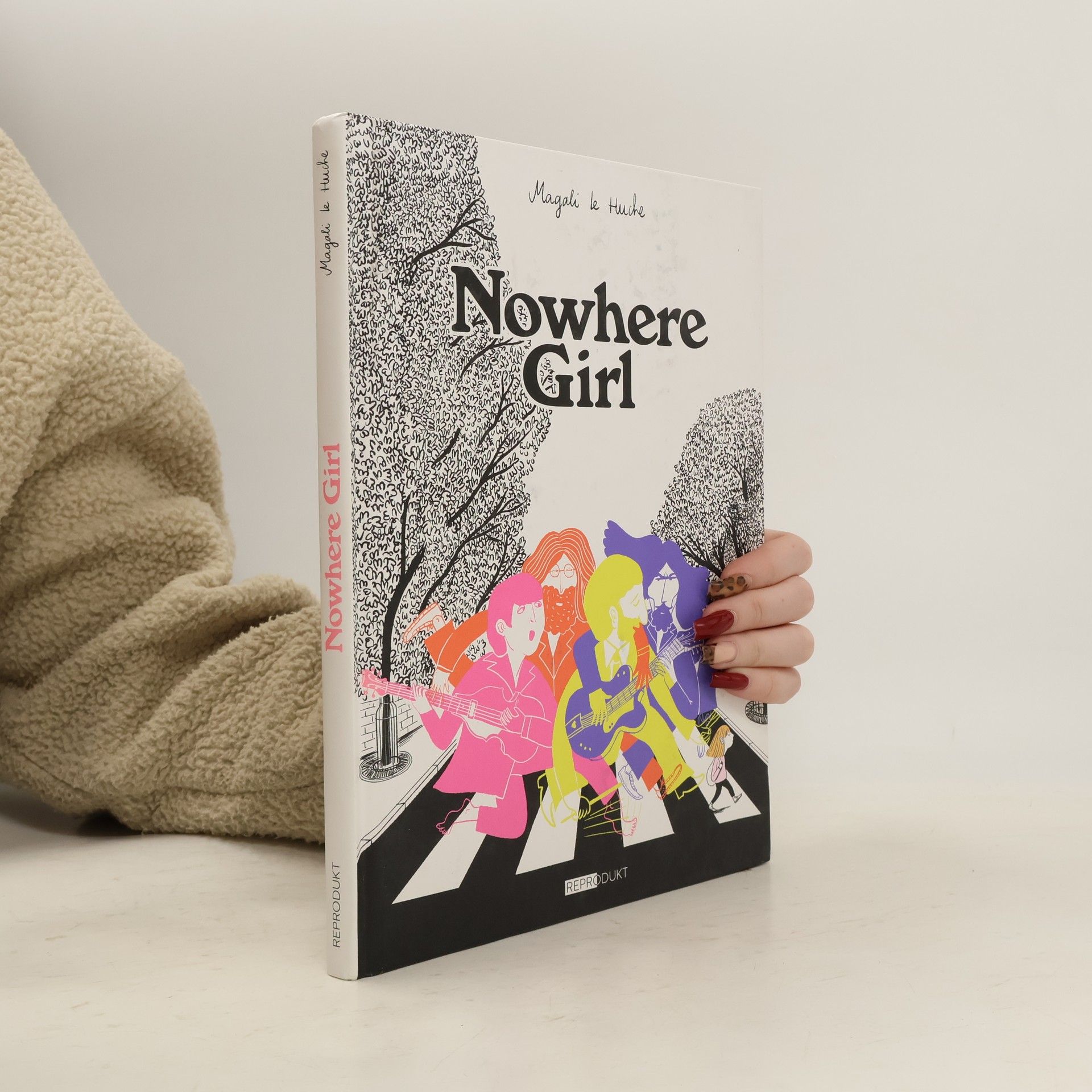 Magali Le Huche Nowhere Girl