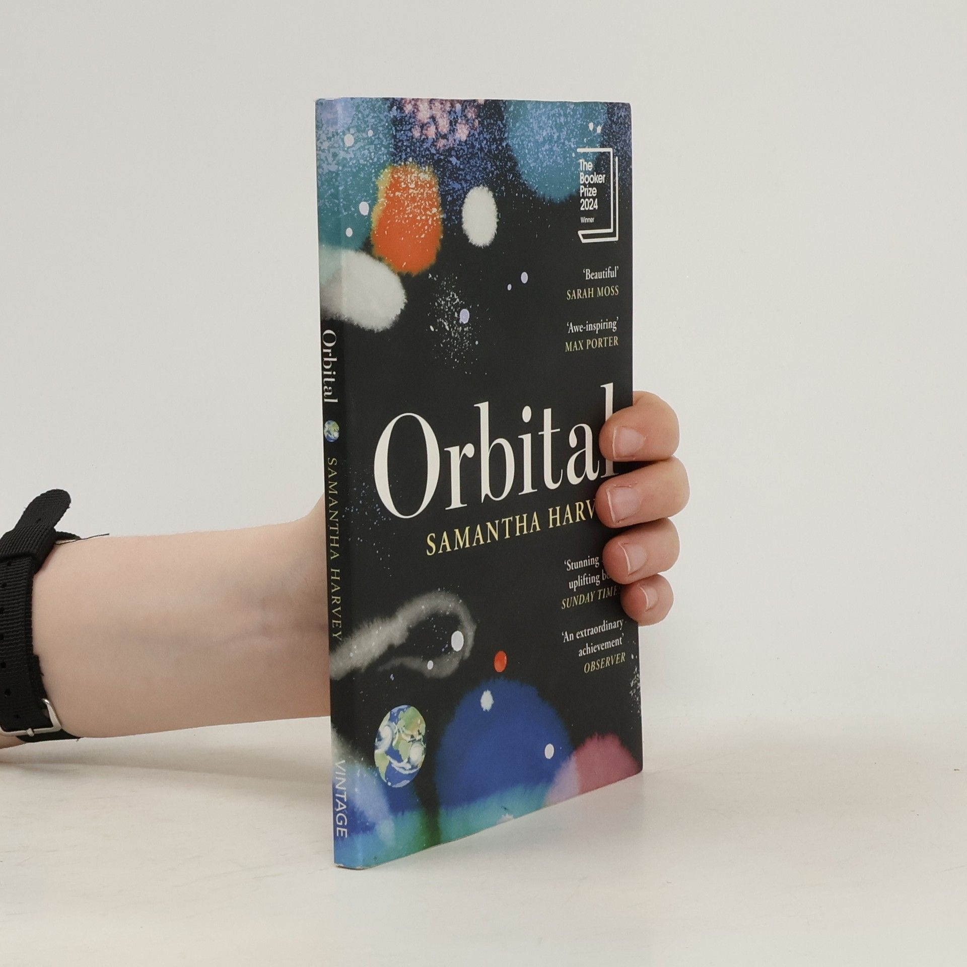 Samantha Harvey Orbital