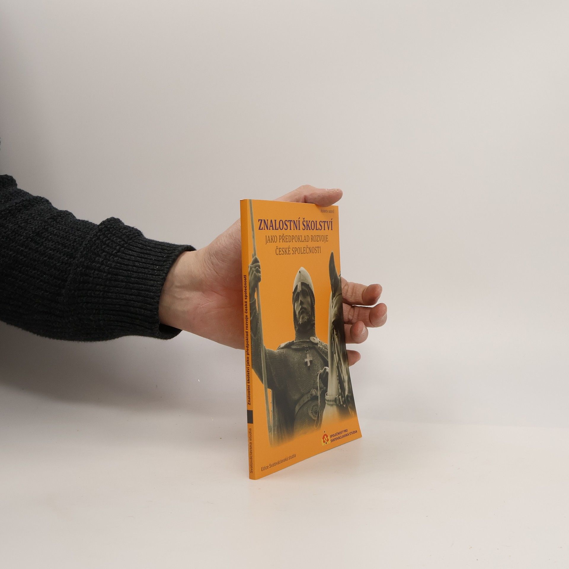 Various authors Znalostní školství jako předpoklad rozvoje české společnosti