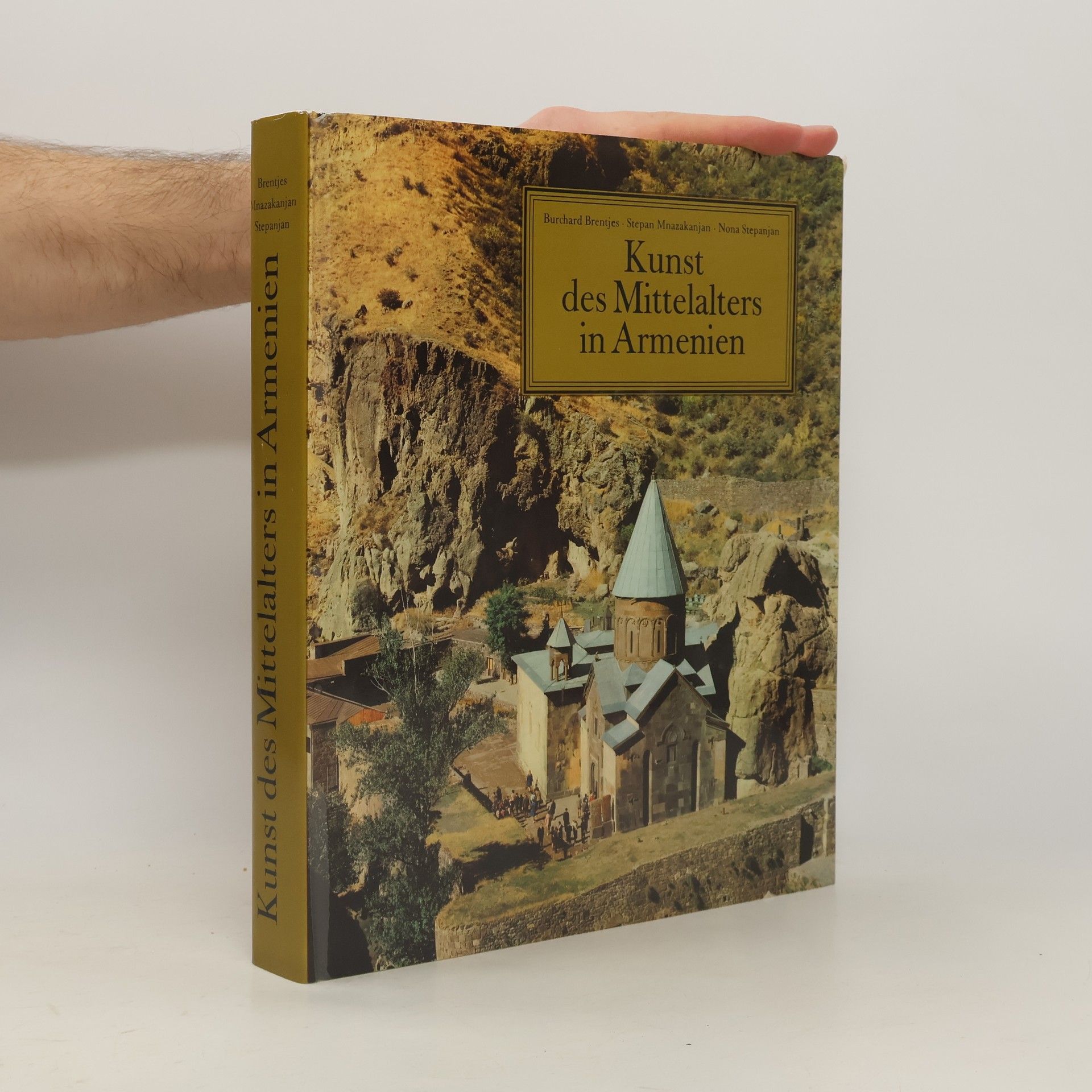 Buchard Brentjes Kunst der Mittelalters in Armenien