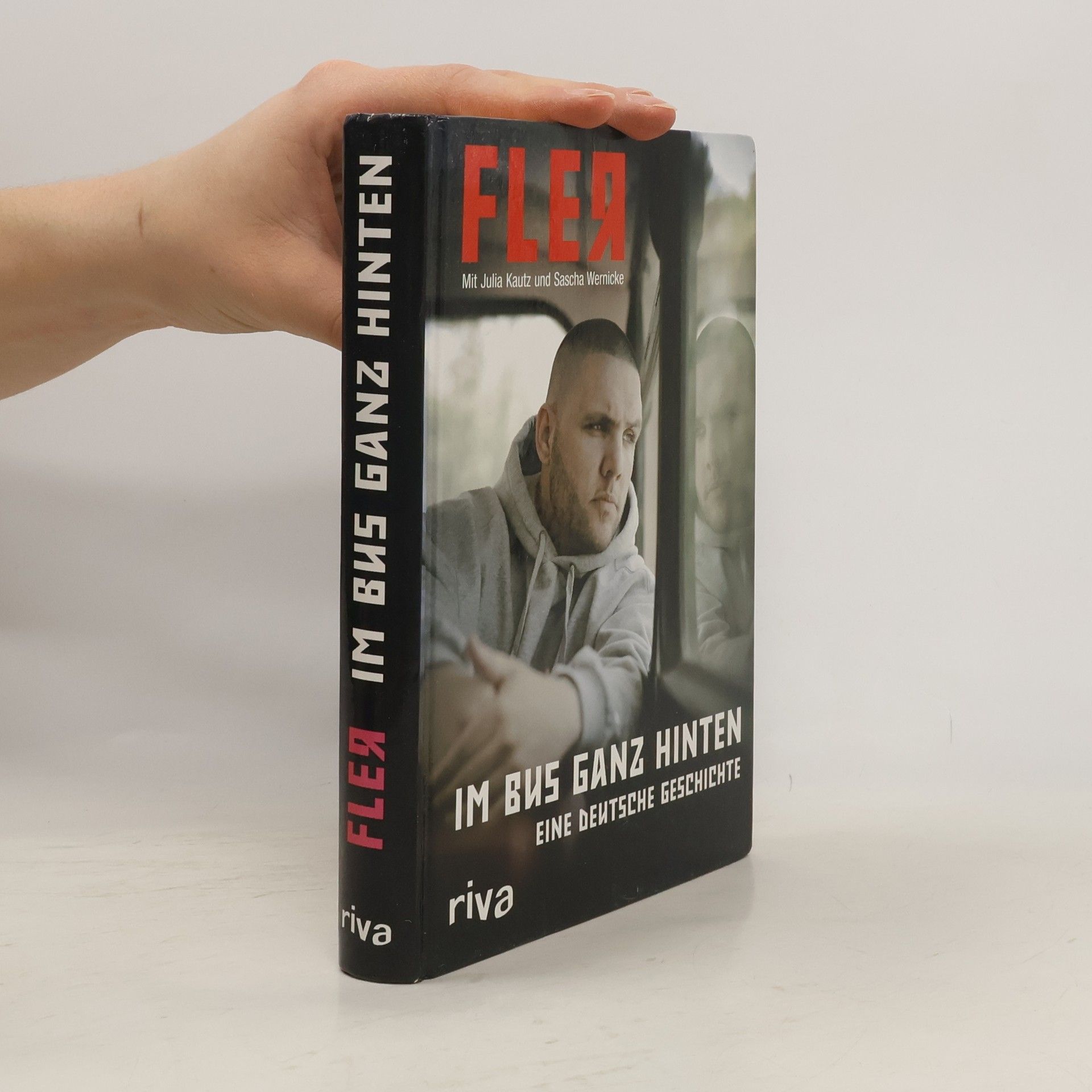 Fler Im bus ganz hinten. Eine deutsche geschichte