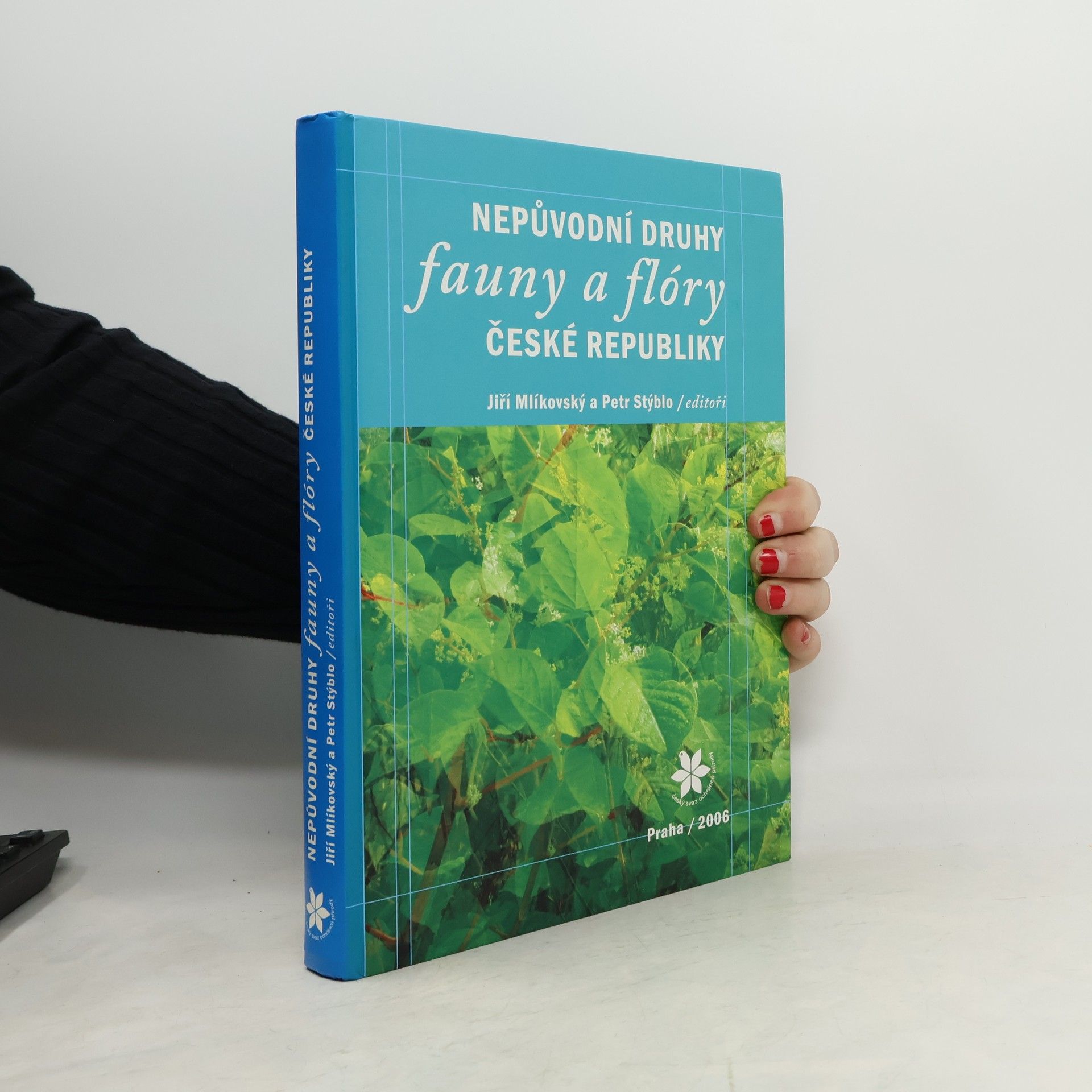 Nepůvodní druhy fauny a flóry České republiky