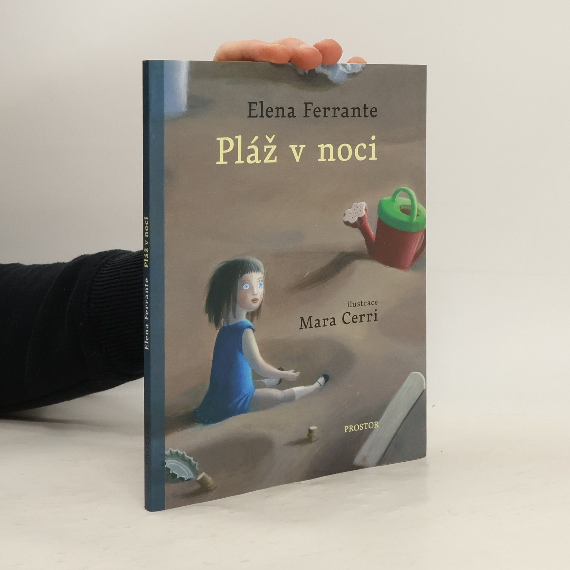 Elena Ferrante Pláž v noci