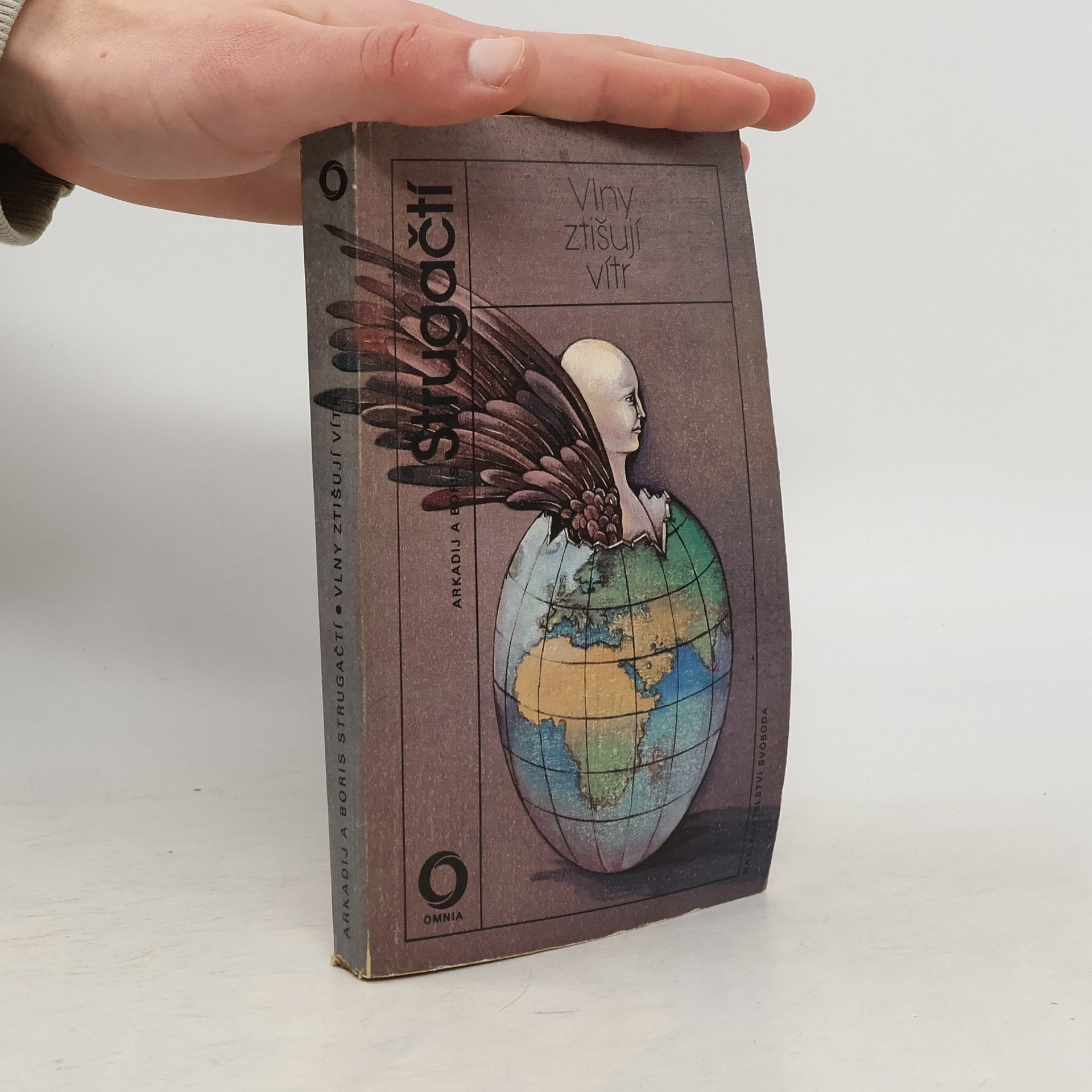 Arkadi Strugazki Vlny ztišují vítr