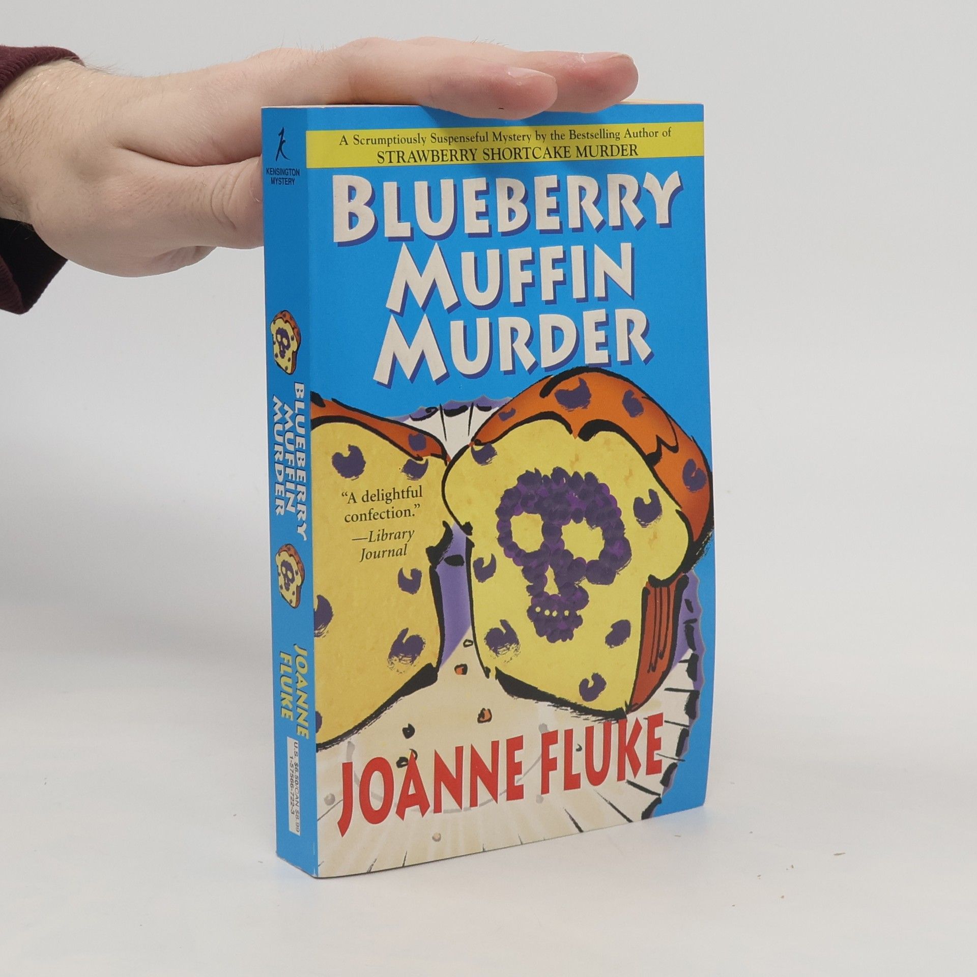 Joanne Fluke Blueberry Muffin Murder