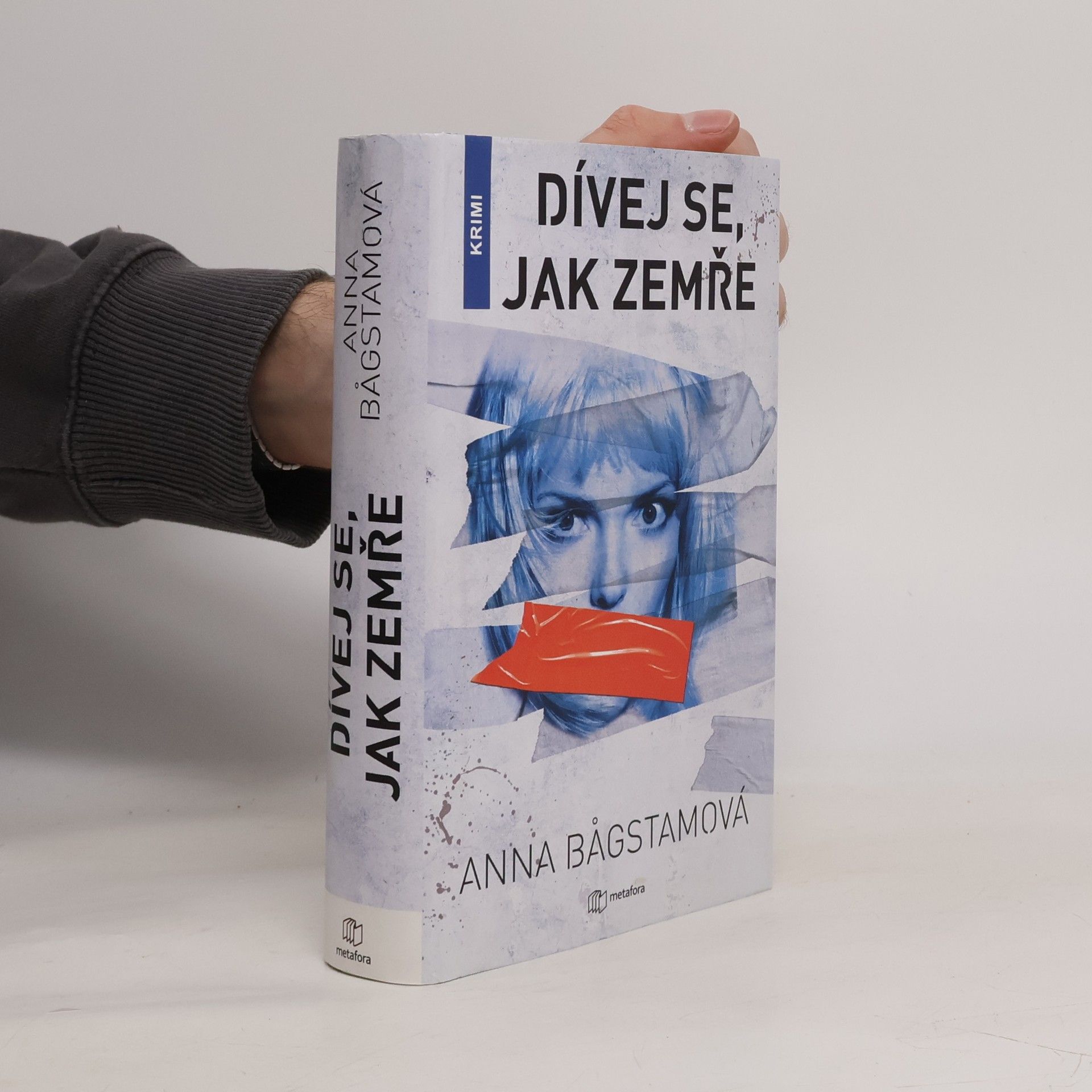 Dívej se, jak zemře