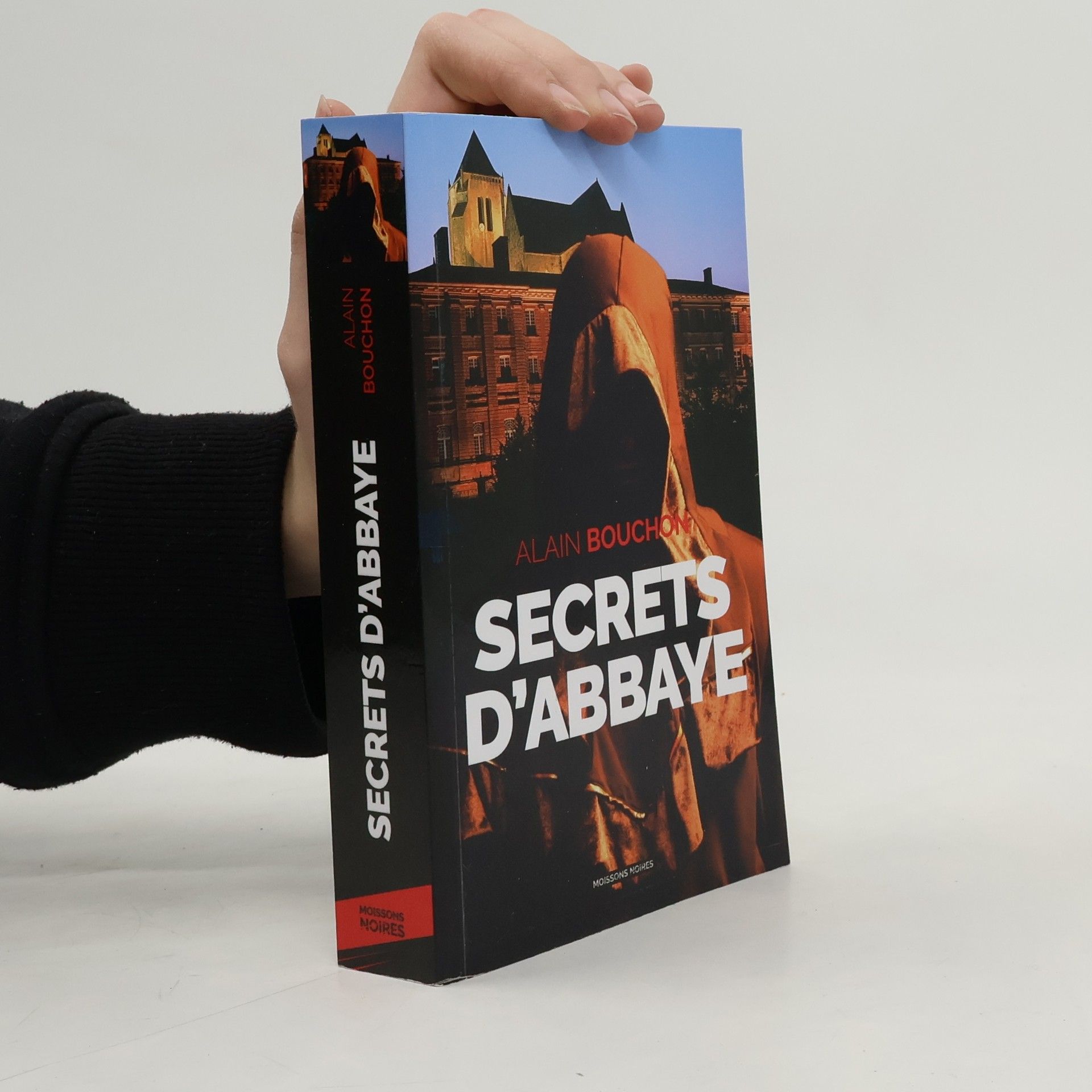Moissons Noires: Secrets d'Abbaye